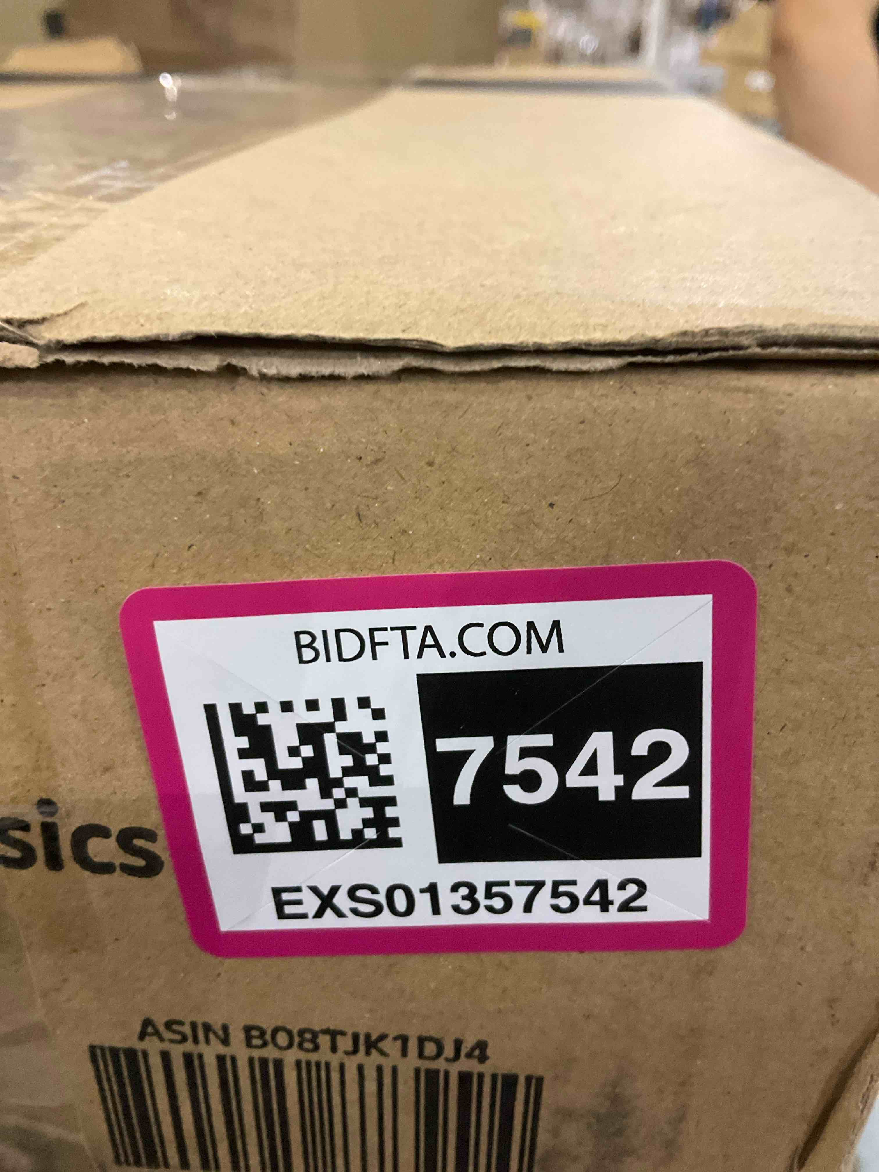 https://s3.amazonaws.com/lotting-images-prod/BargainHunt/EXS01357542_1711025403250.jpeg