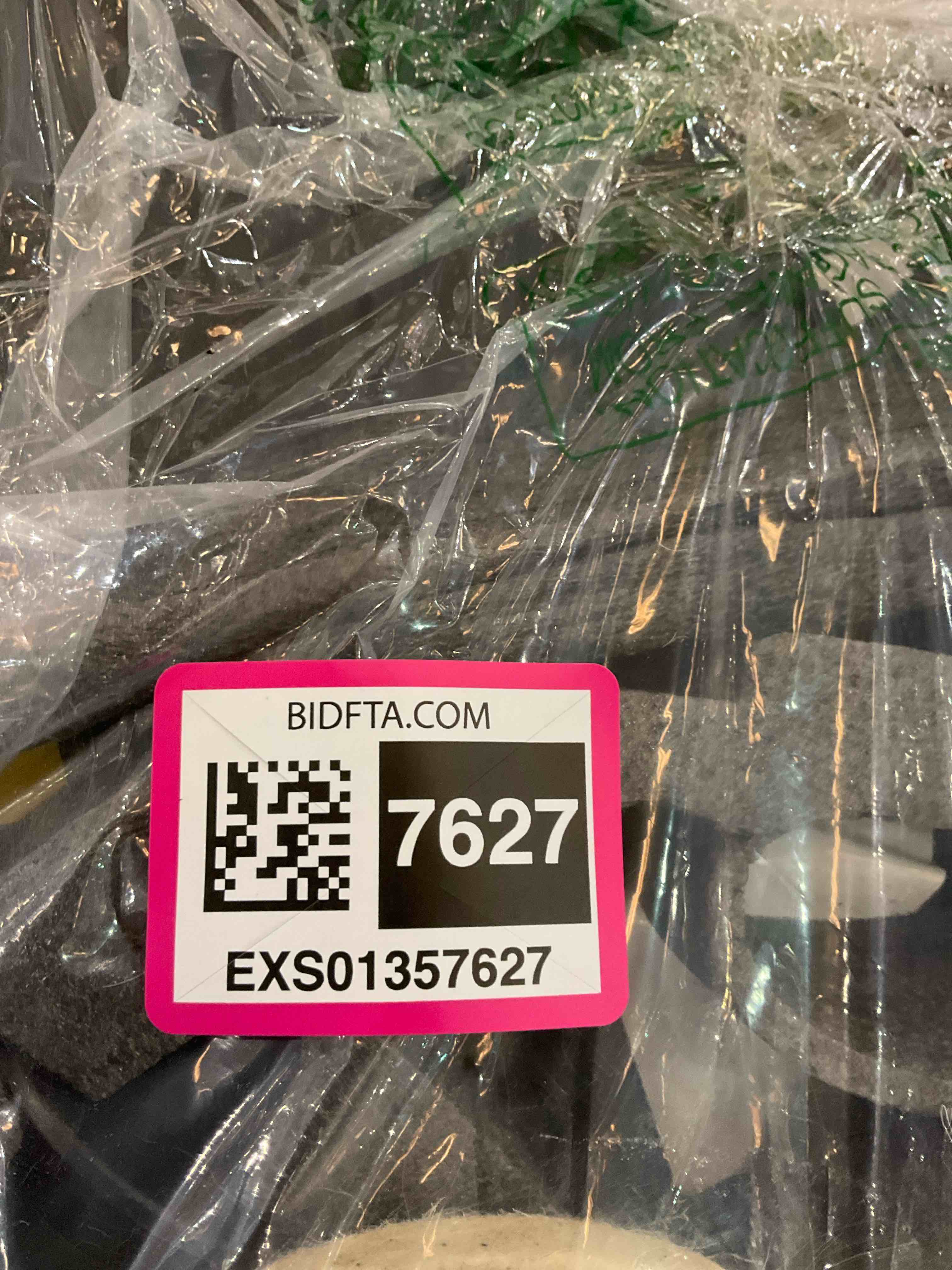 https://s3.amazonaws.com/lotting-images-prod/BargainHunt/EXS01357627_1711042590702.jpeg