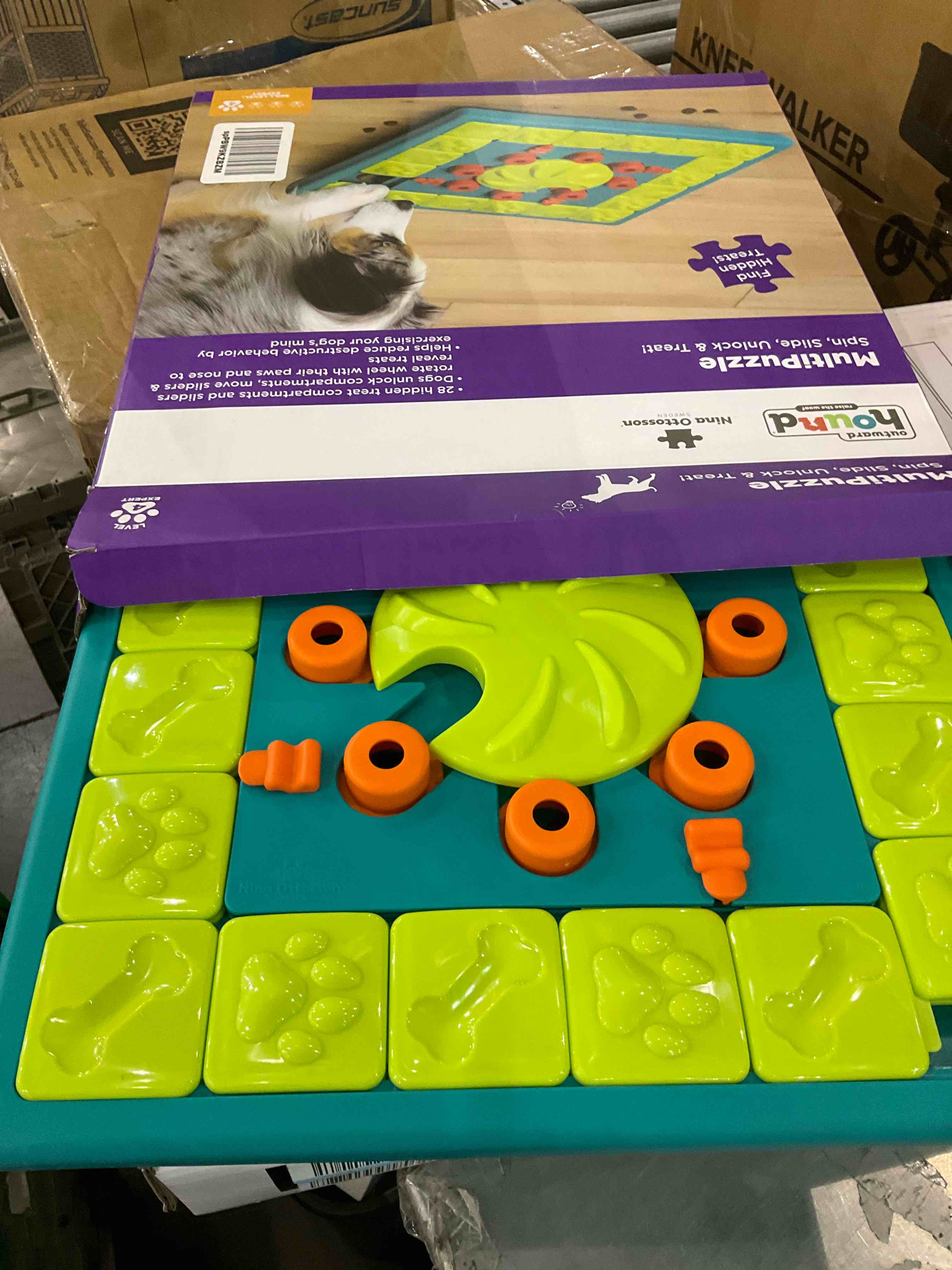 https://s3.amazonaws.com/lotting-images-prod/BargainHunt/EXS01357697_1711111051490.jpeg