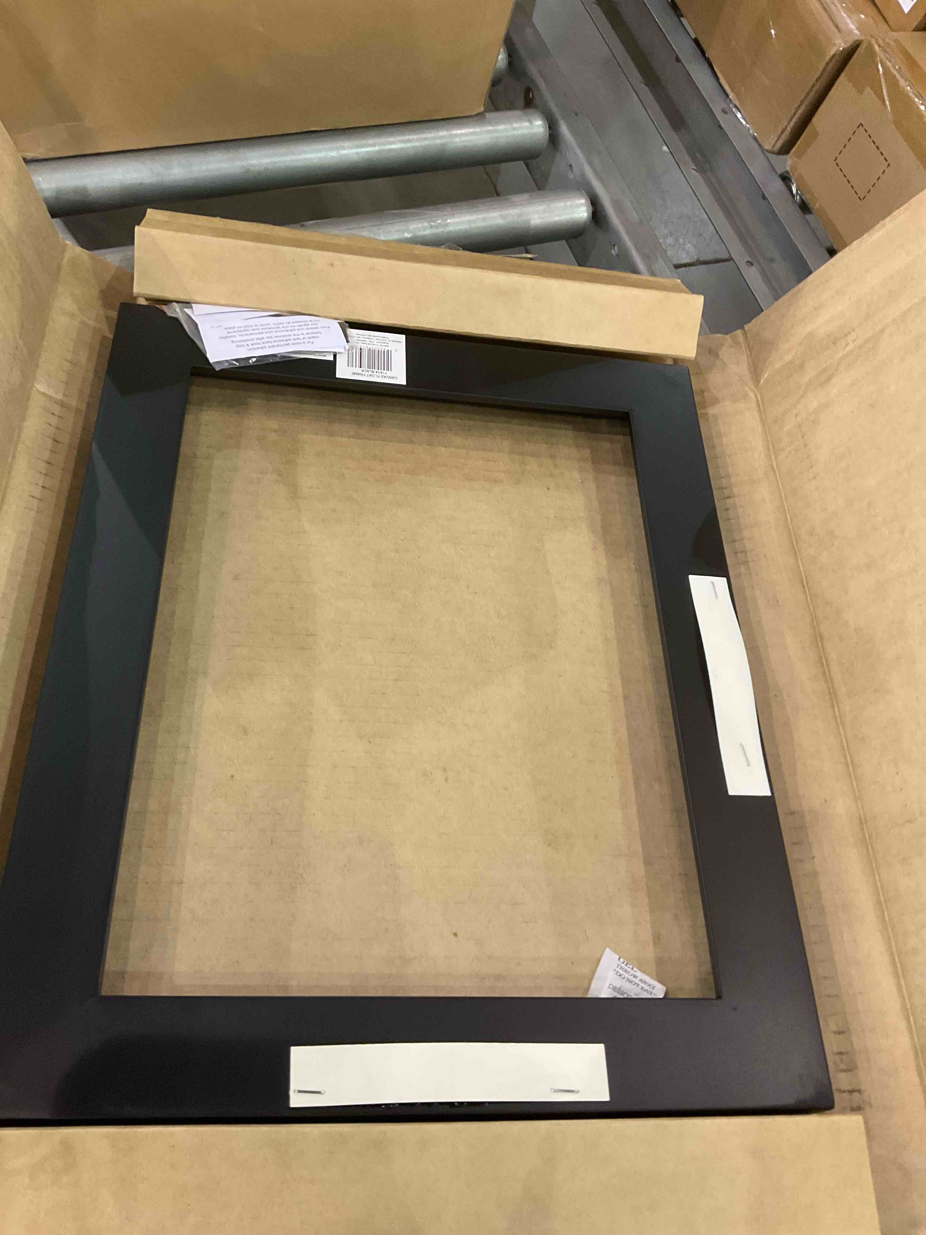 https://s3.amazonaws.com/lotting-images-prod/BargainHunt/EXS01357973_1711454286328.jpeg