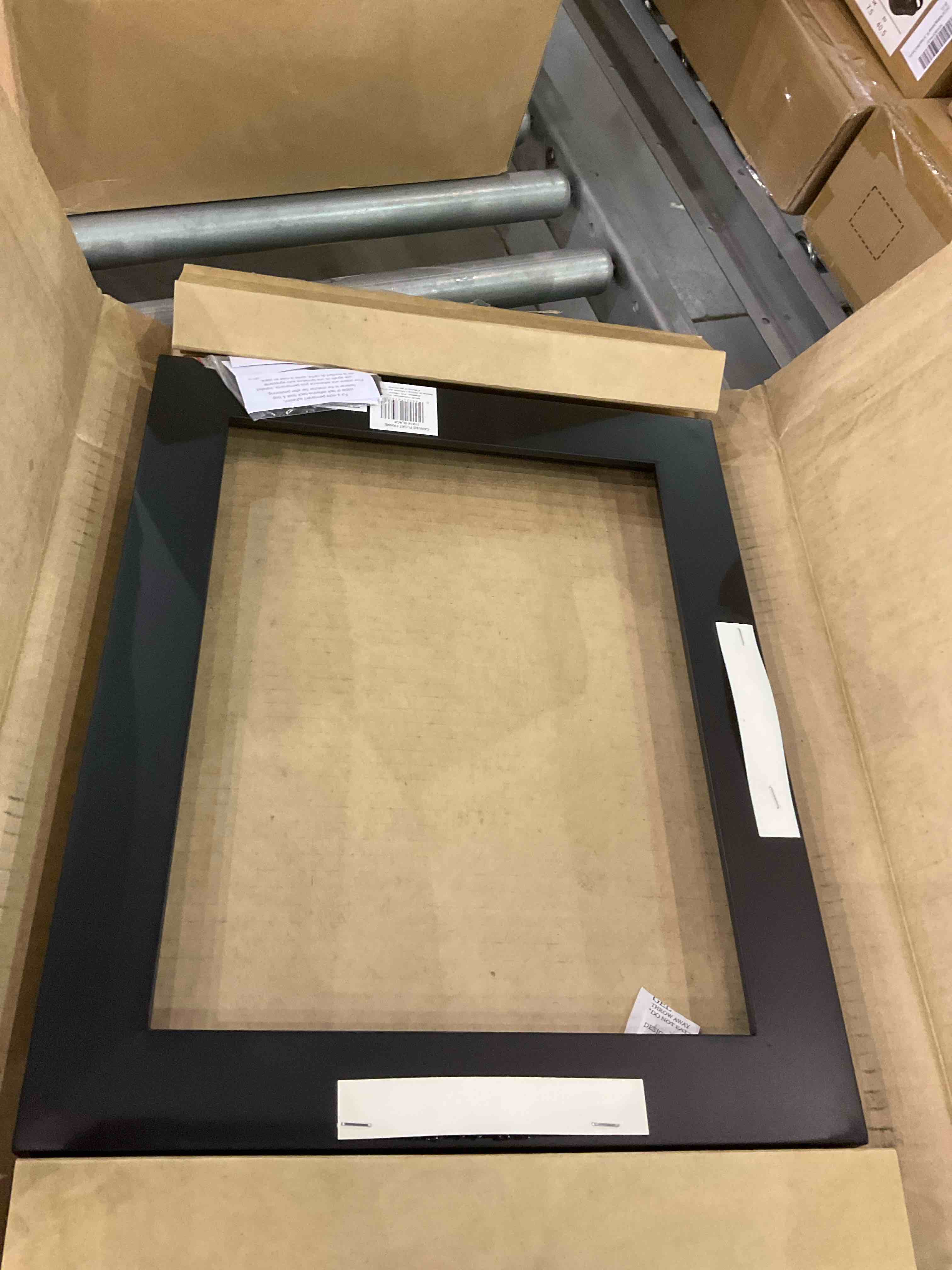 https://s3.amazonaws.com/lotting-images-prod/BargainHunt/EXS01357973_1711454288387.jpeg