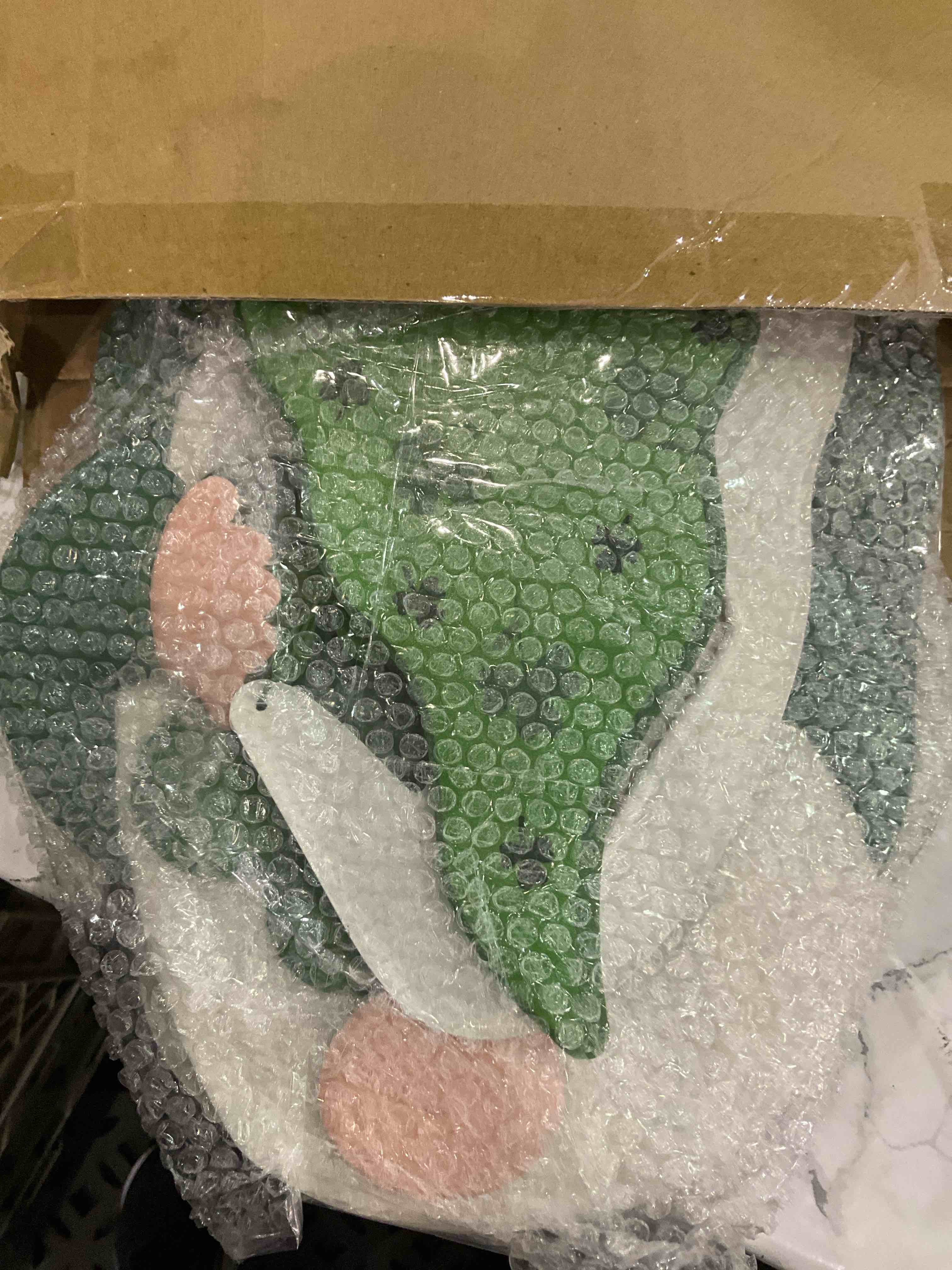 https://s3.amazonaws.com/lotting-images-prod/BargainHunt/EXS01357976_1711454666087.jpeg