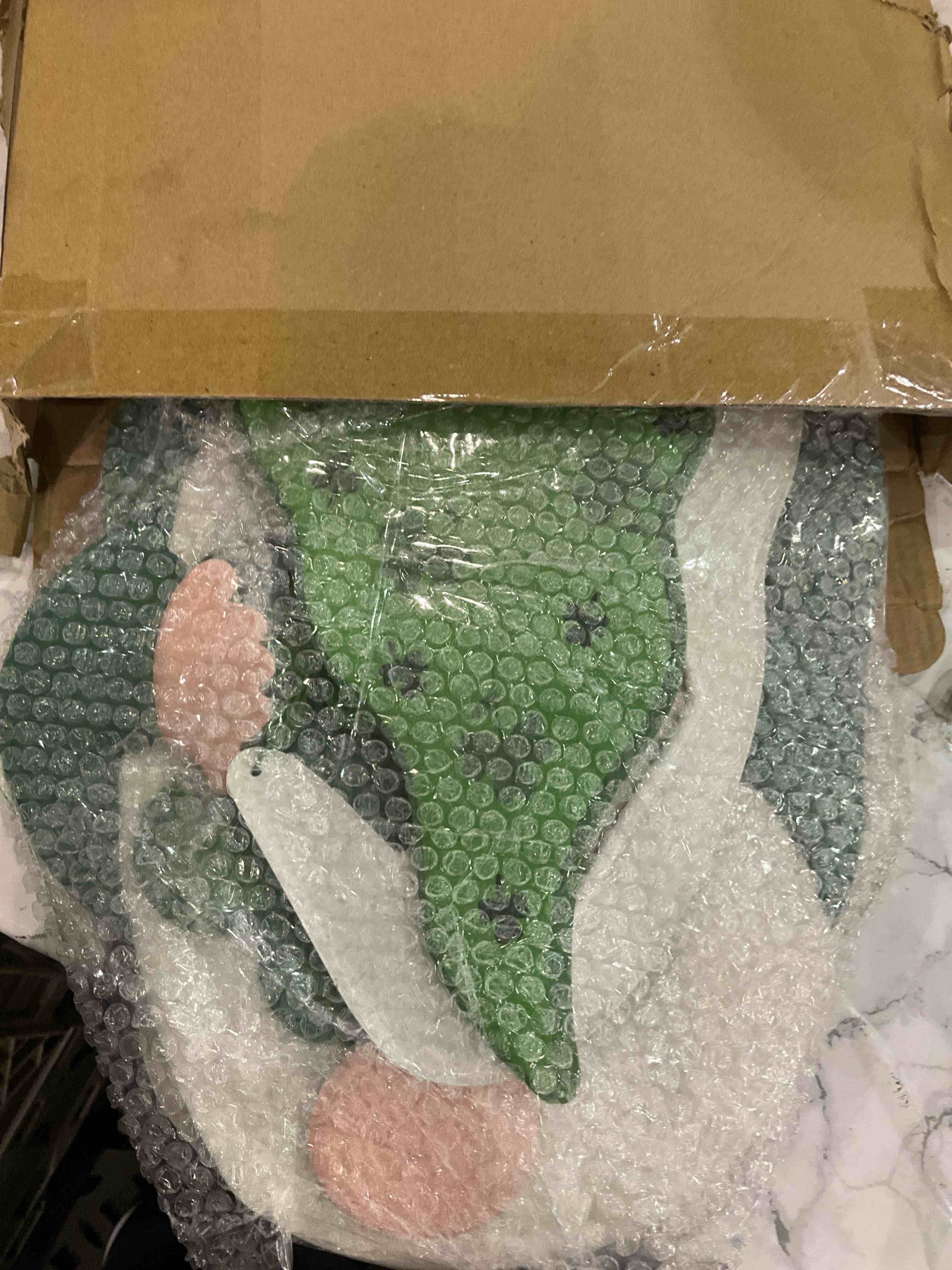 https://s3.amazonaws.com/lotting-images-prod/BargainHunt/EXS01357976_1711454667343.jpeg
