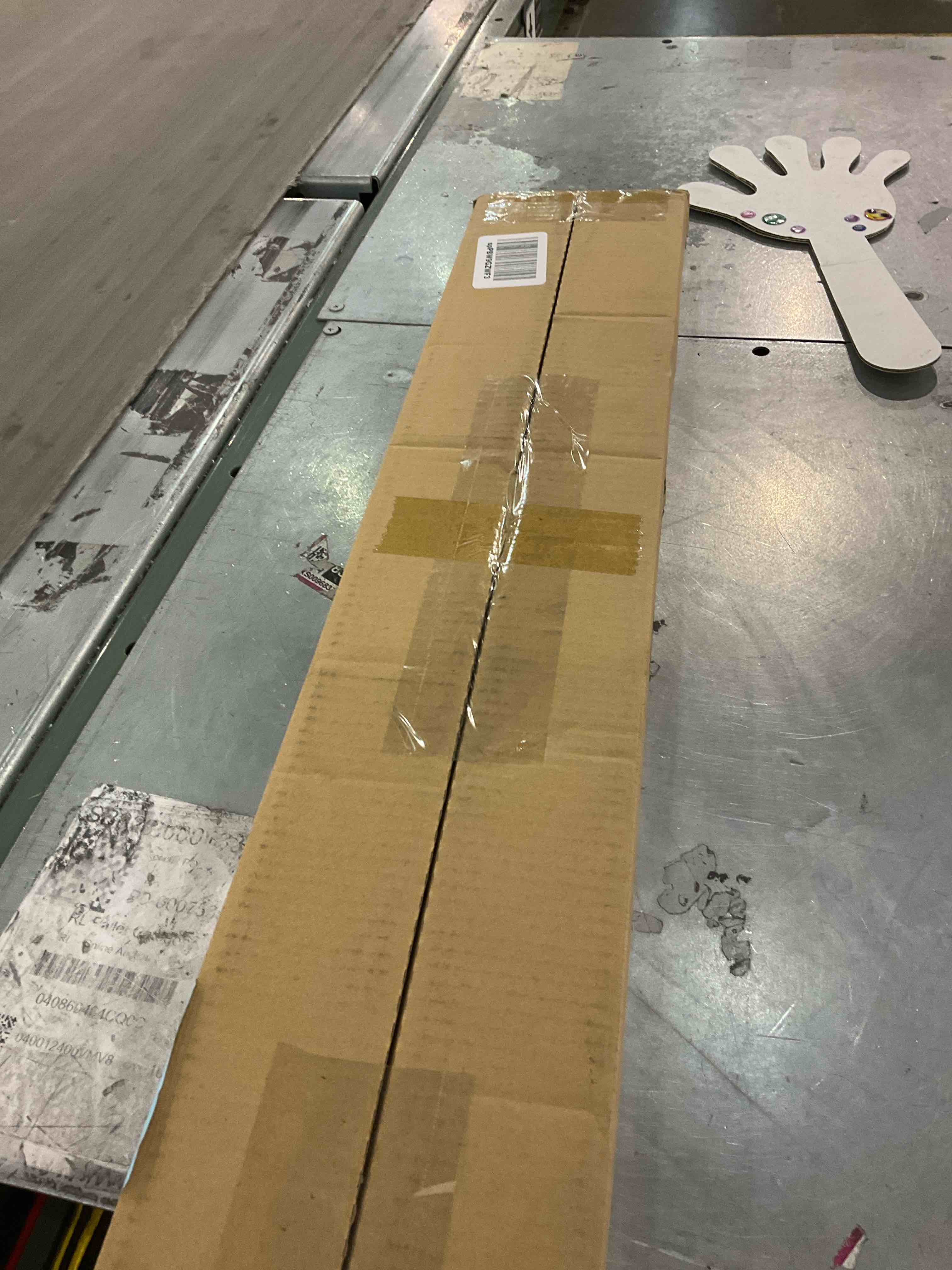 https://s3.amazonaws.com/lotting-images-prod/BargainHunt/EXS01358218_1711110895888.jpeg