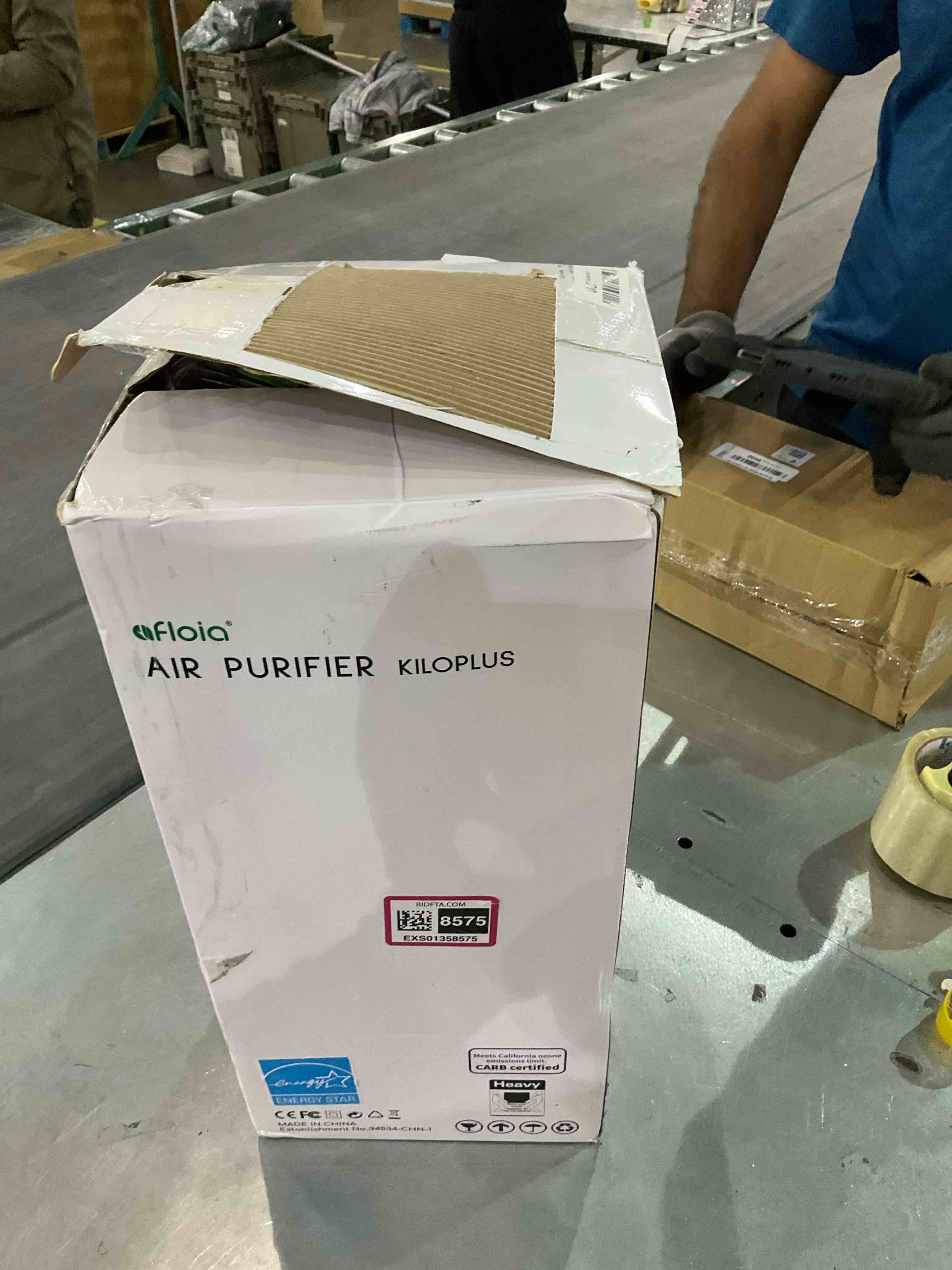 https://s3.amazonaws.com/lotting-images-prod/BargainHunt/EXS01358575_1711540034551.jpeg