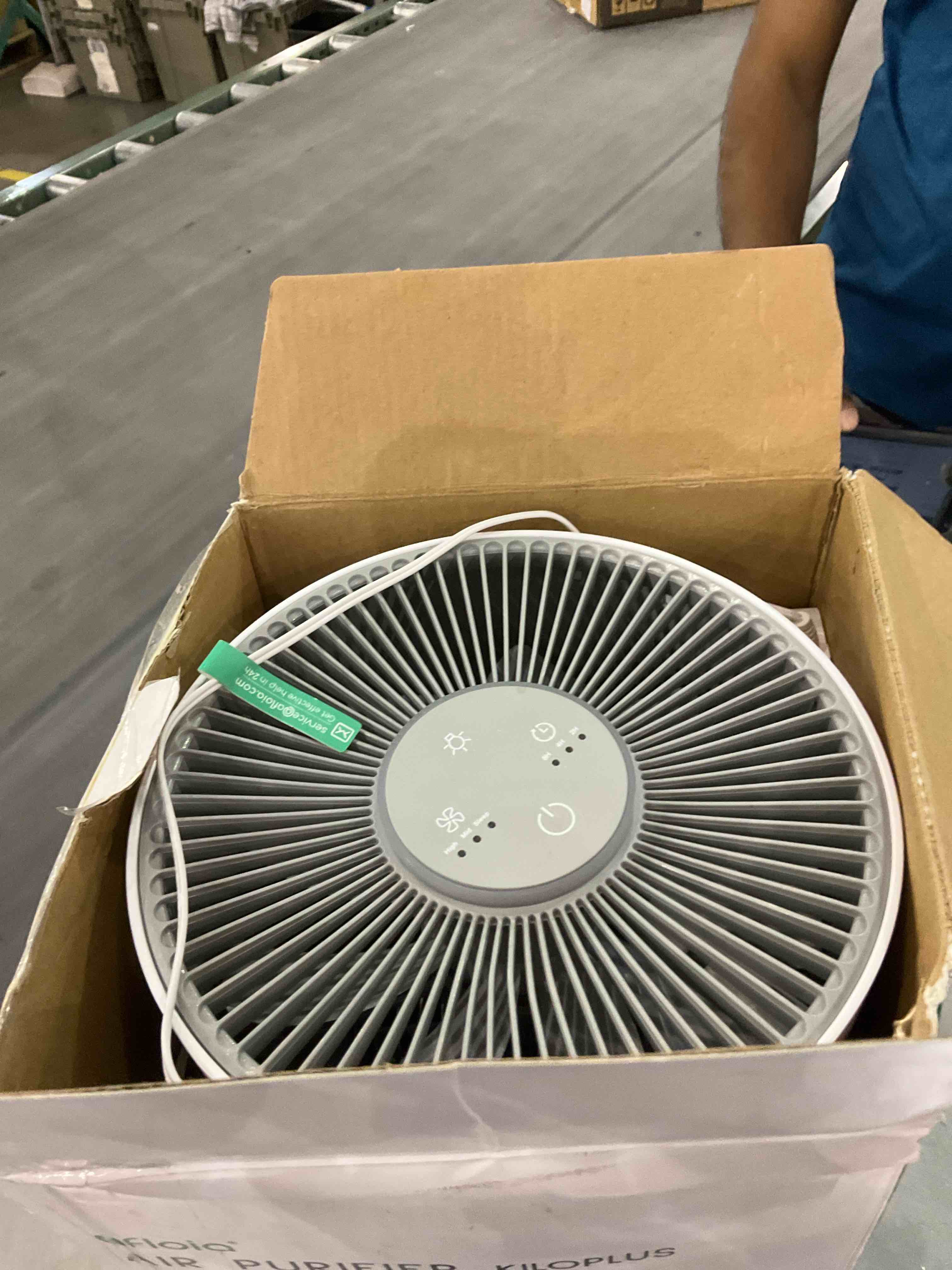 https://s3.amazonaws.com/lotting-images-prod/BargainHunt/EXS01358575_1711540043823.jpeg
