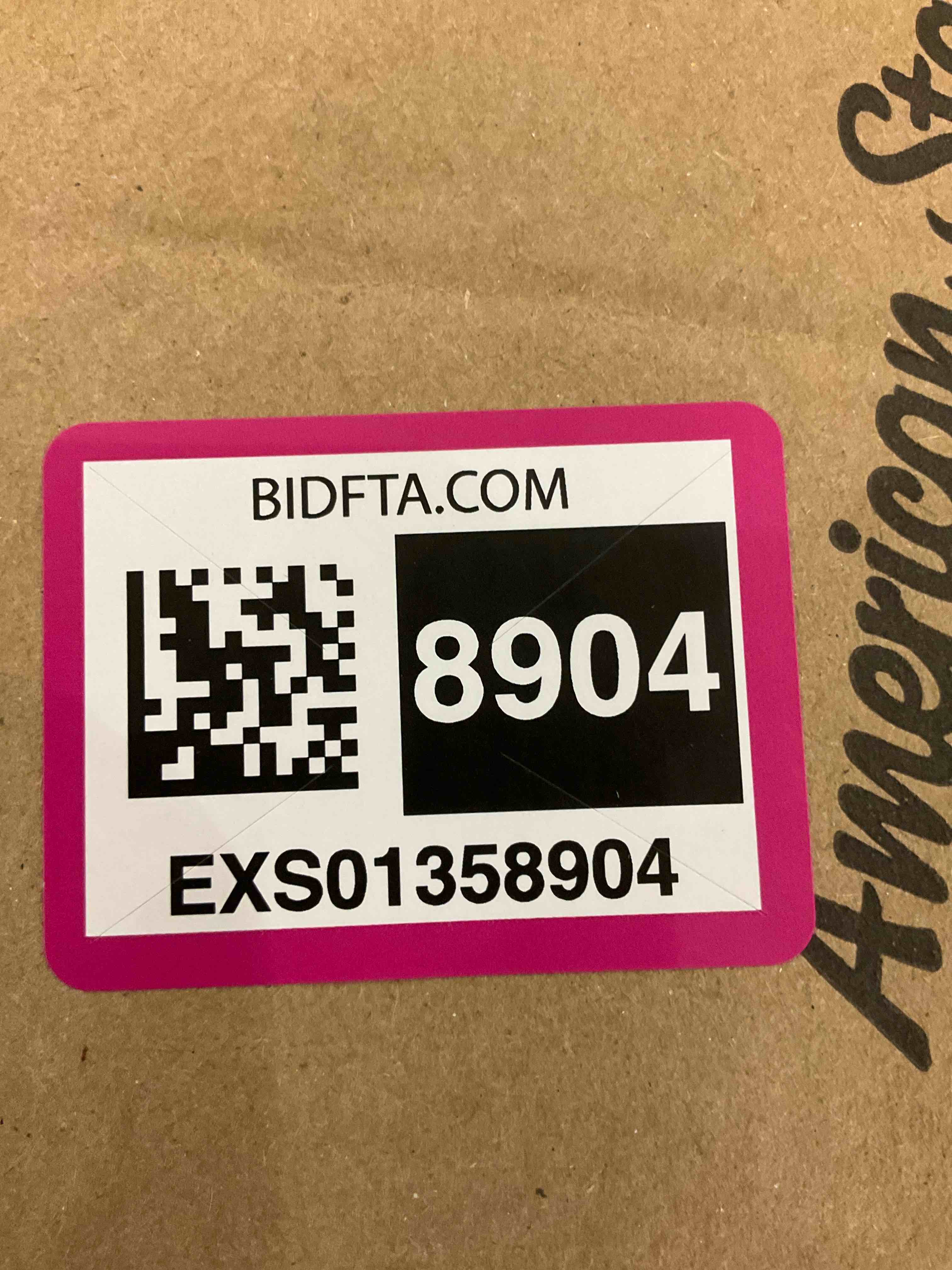 https://s3.amazonaws.com/lotting-images-prod/BargainHunt/EXS01358904_1712069634571.jpeg