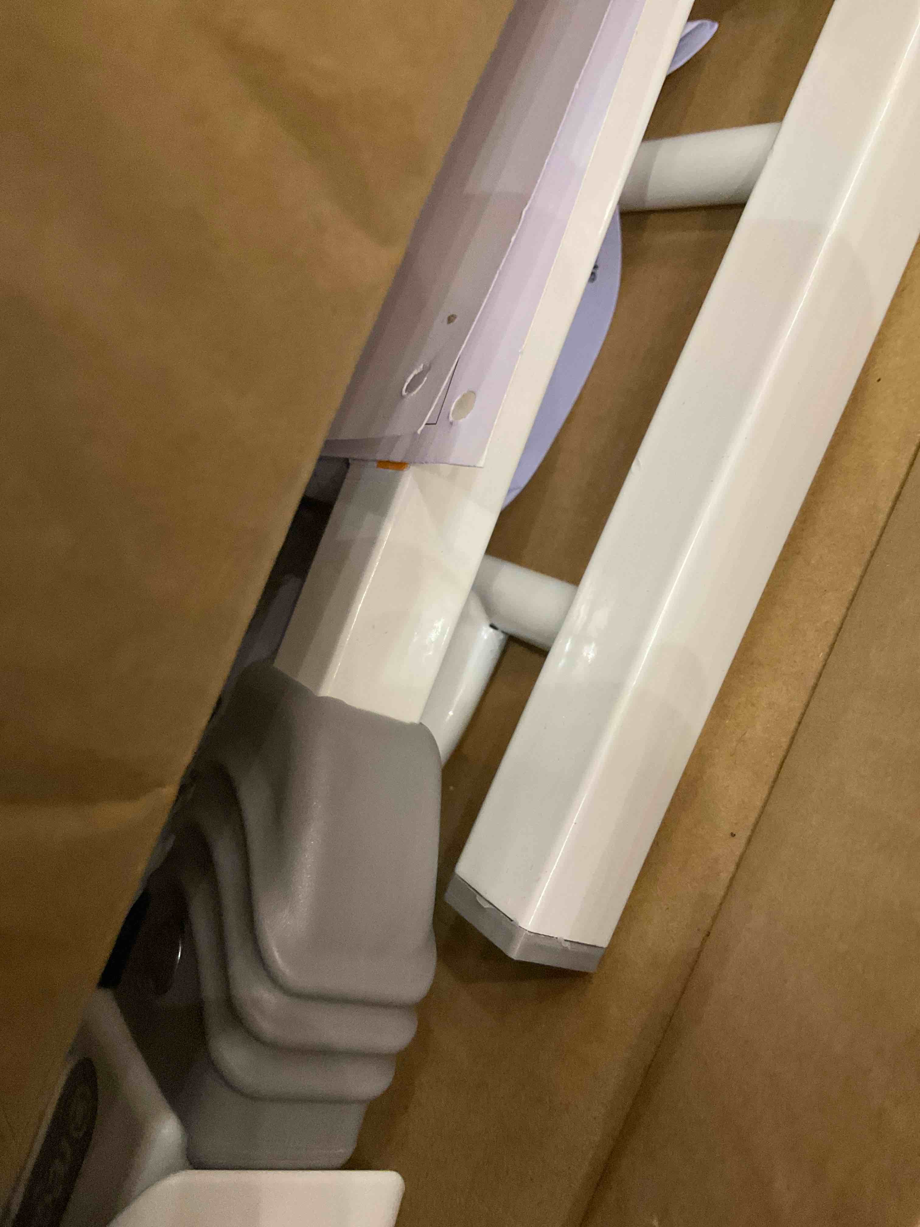 https://s3.amazonaws.com/lotting-images-prod/BargainHunt/EXS01359027_1710776379170.jpeg