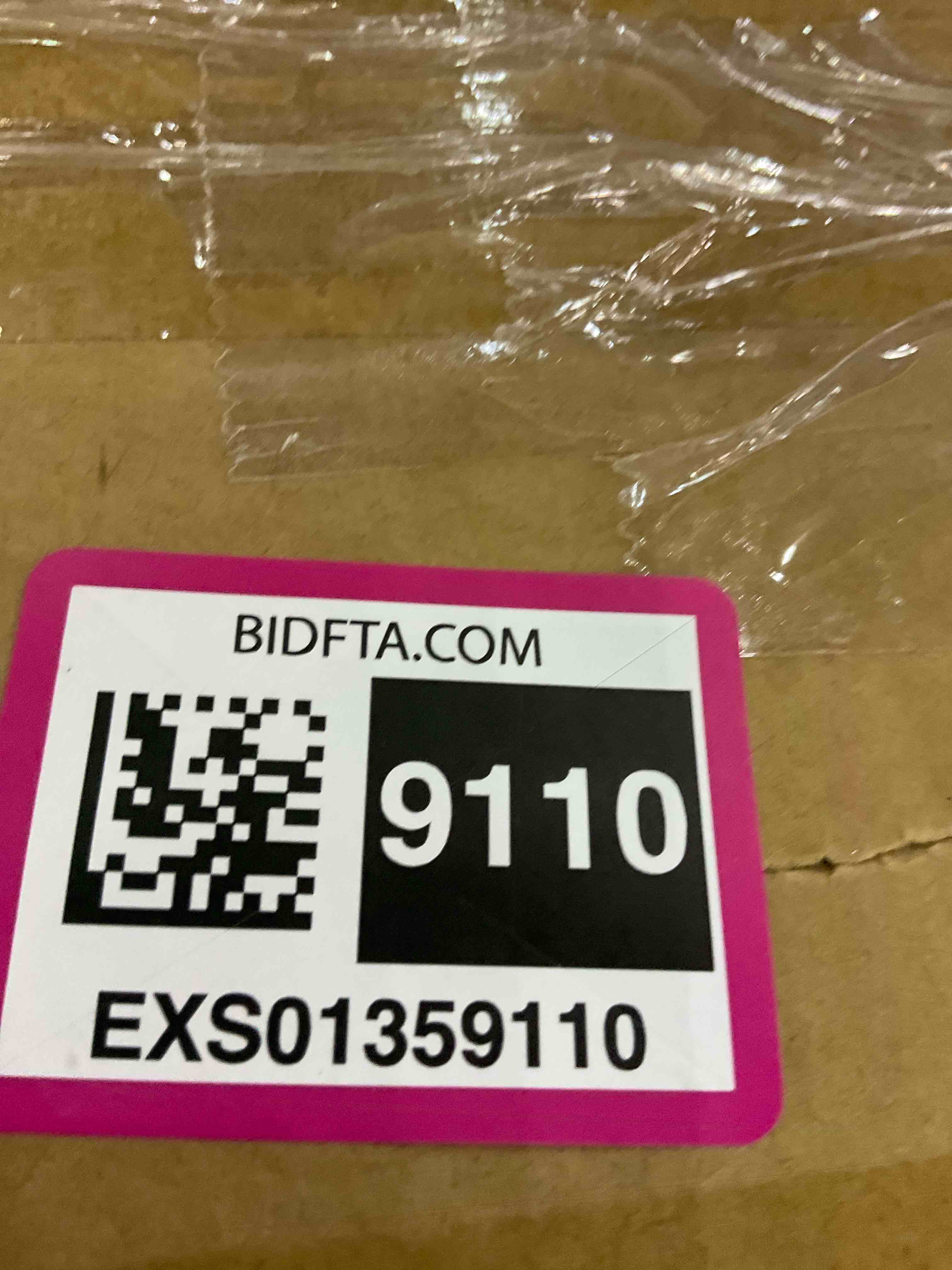 https://s3.amazonaws.com/lotting-images-prod/BargainHunt/EXS01359110_1710850773952.jpeg