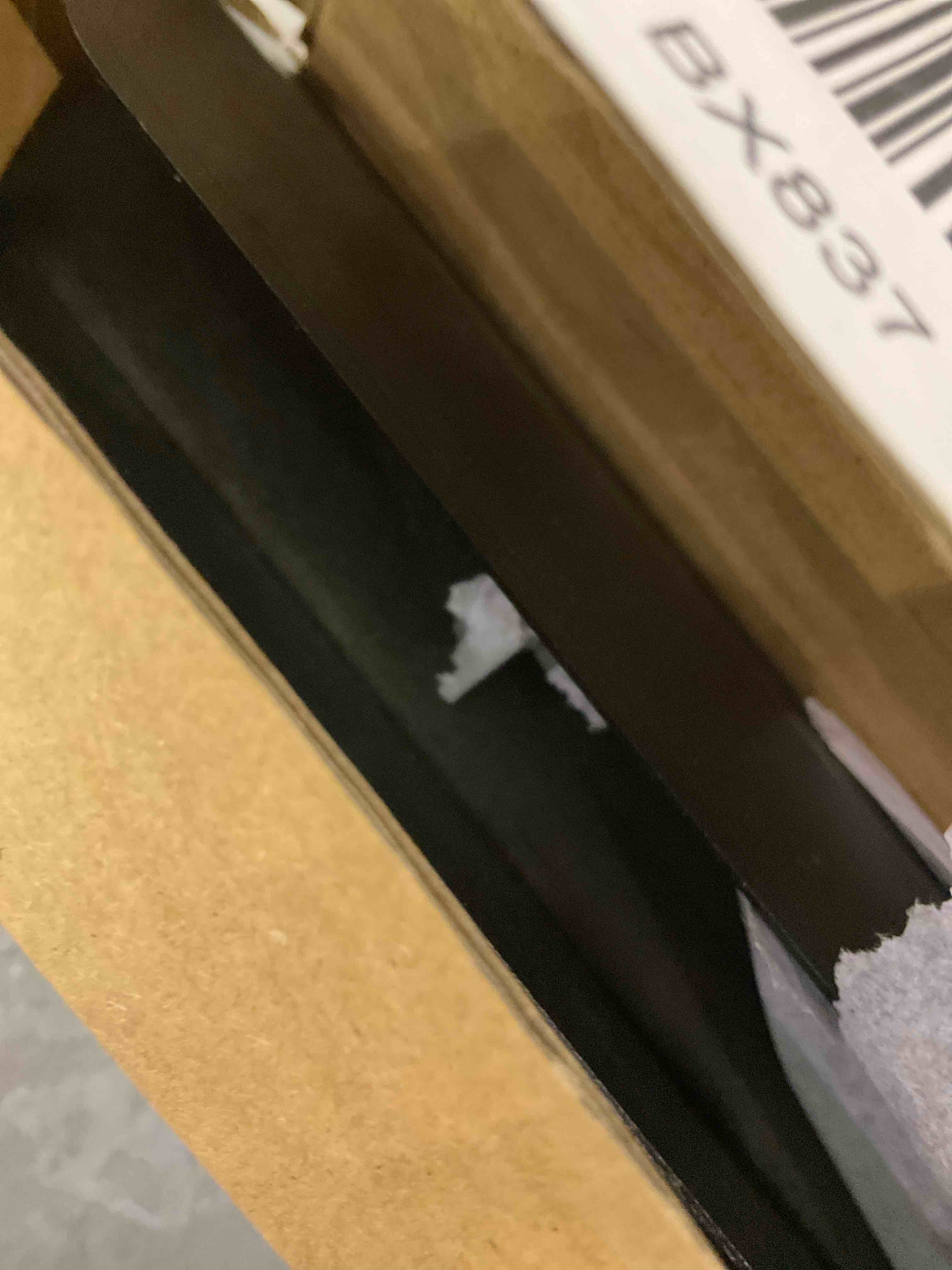 https://s3.amazonaws.com/lotting-images-prod/BargainHunt/EXS01359258_1710938067898.jpeg