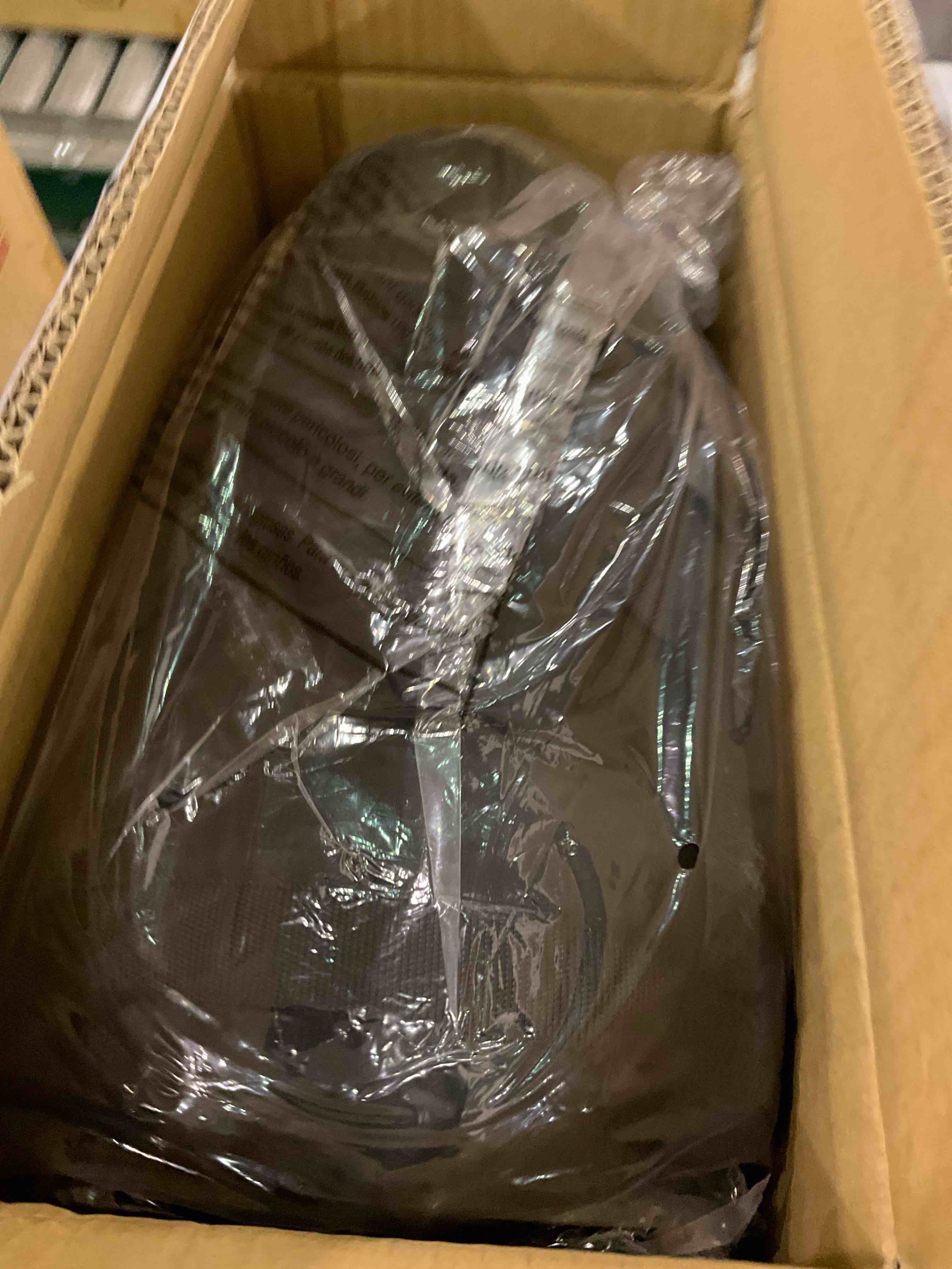 https://s3.amazonaws.com/lotting-images-prod/BargainHunt/EXS01359514_1711021843589.jpeg