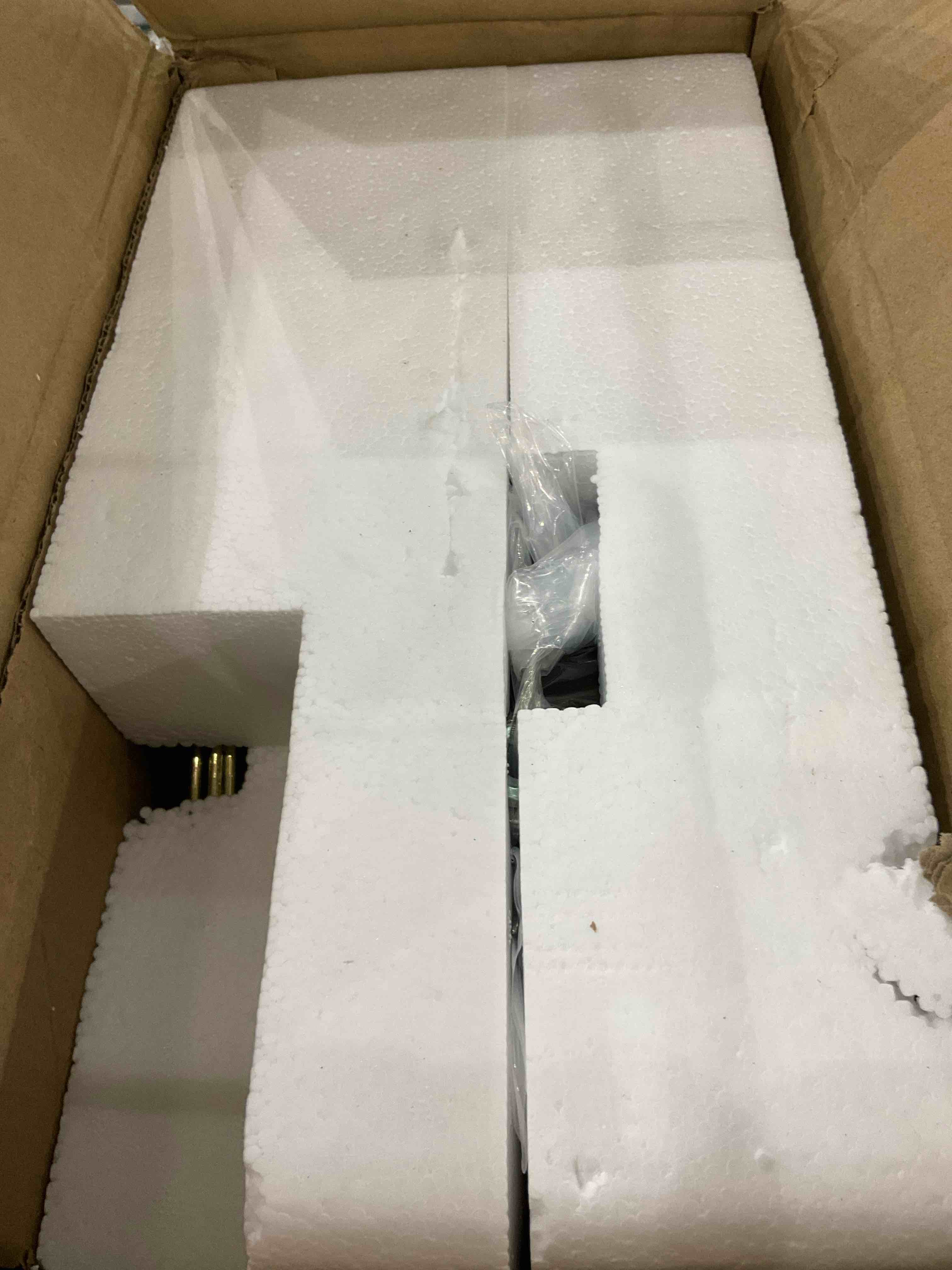 https://s3.amazonaws.com/lotting-images-prod/BargainHunt/EXS01359755_1711374777765.jpeg