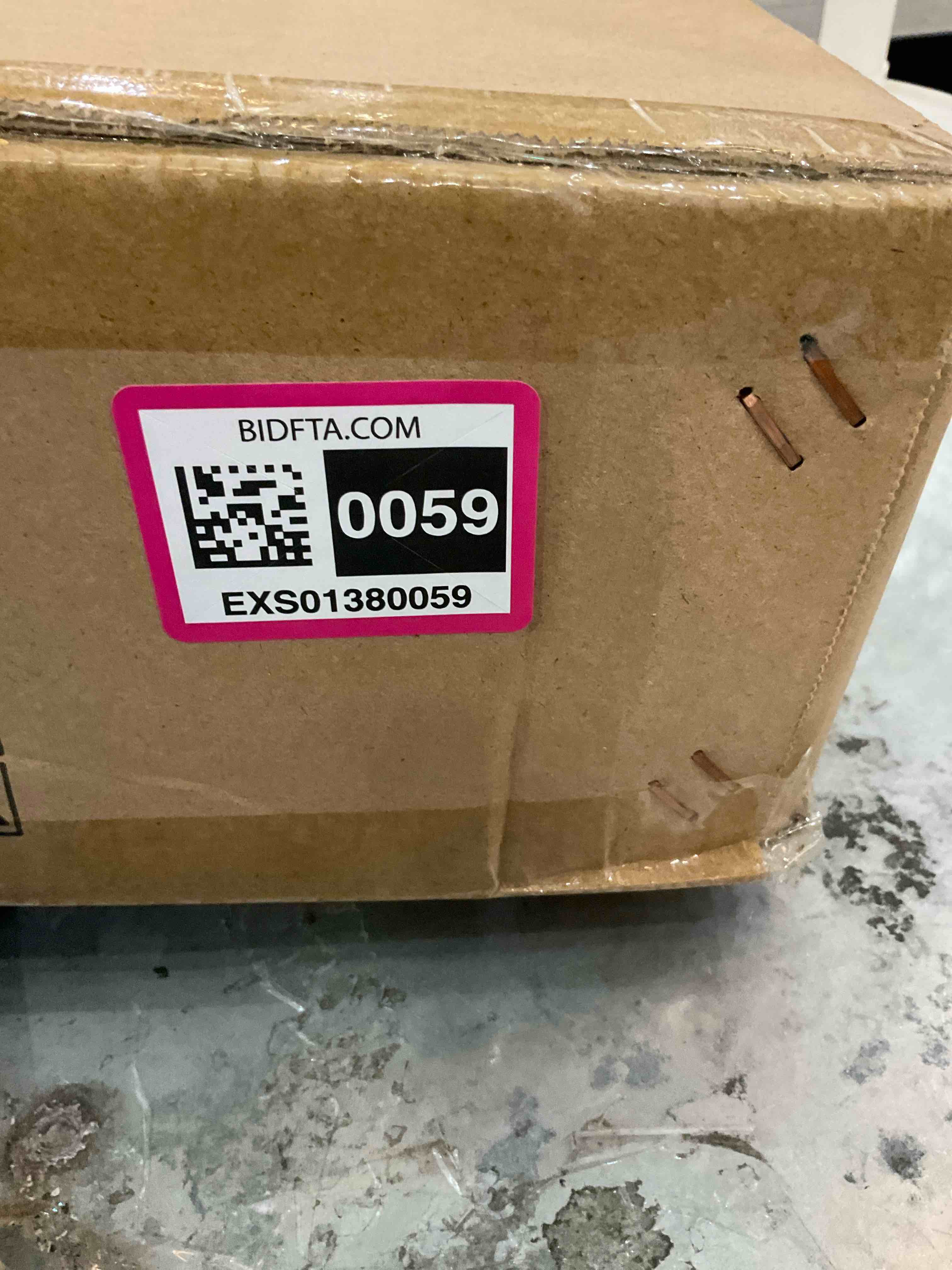 https://s3.amazonaws.com/lotting-images-prod/BargainHunt/EXS01380059_1718817556882.jpeg