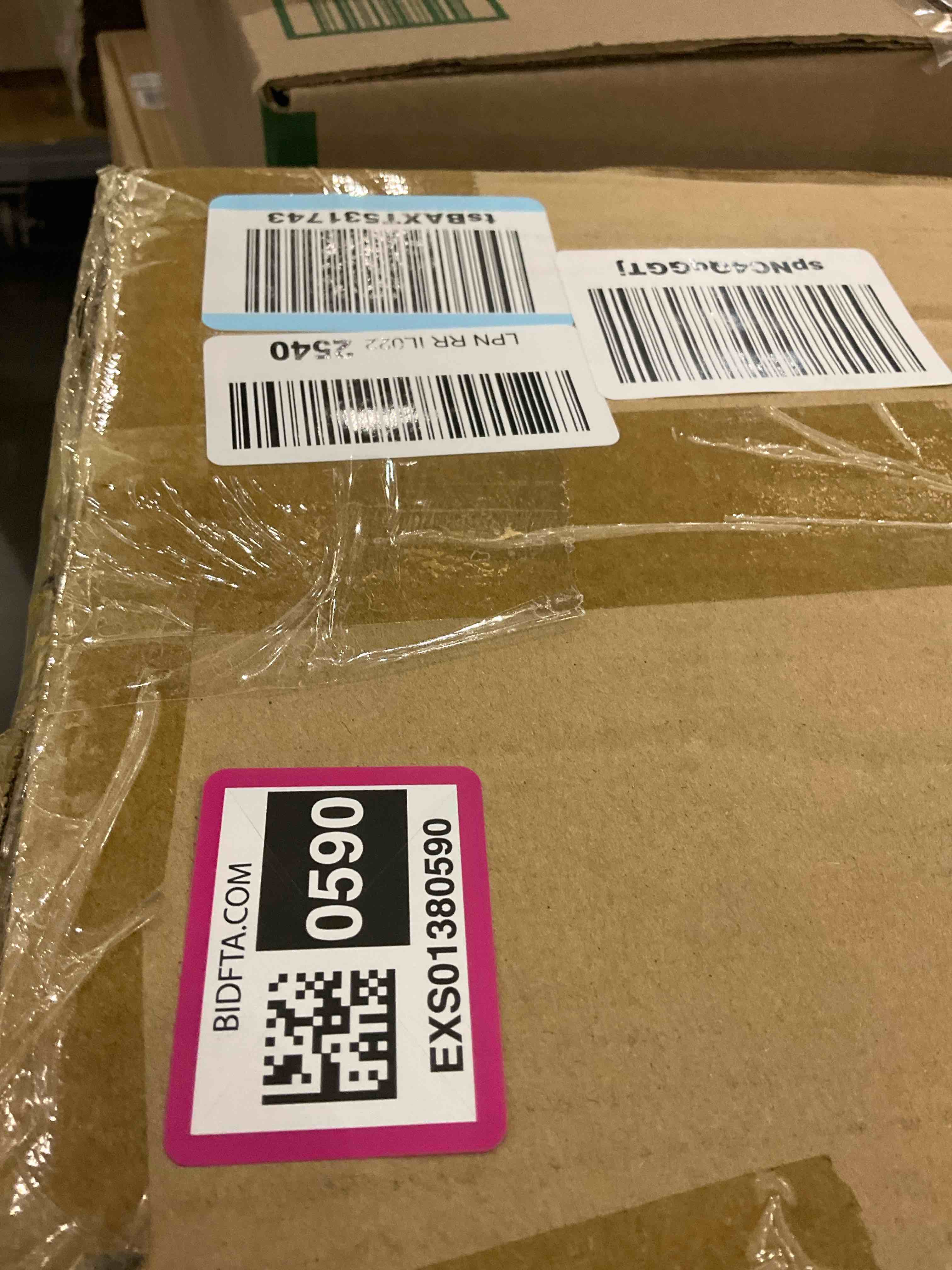 https://s3.amazonaws.com/lotting-images-prod/BargainHunt/EXS01380590_1718625850724.jpeg