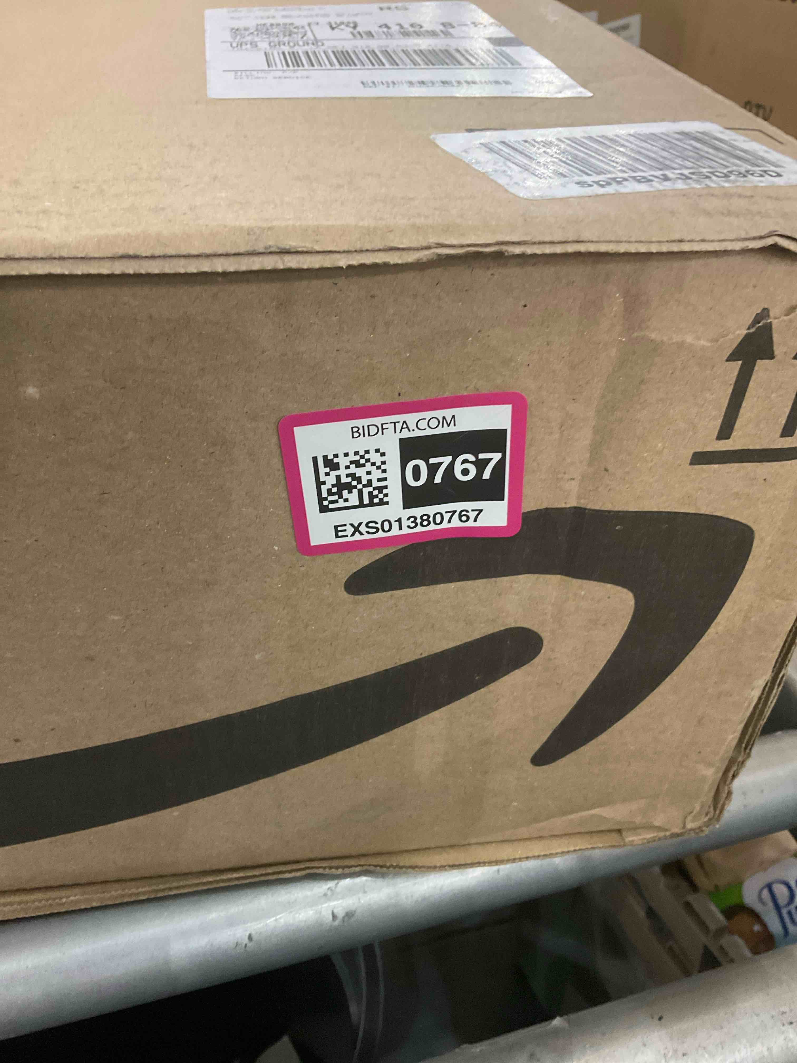 https://s3.amazonaws.com/lotting-images-prod/BargainHunt/EXS01380767_1718715274235.jpeg