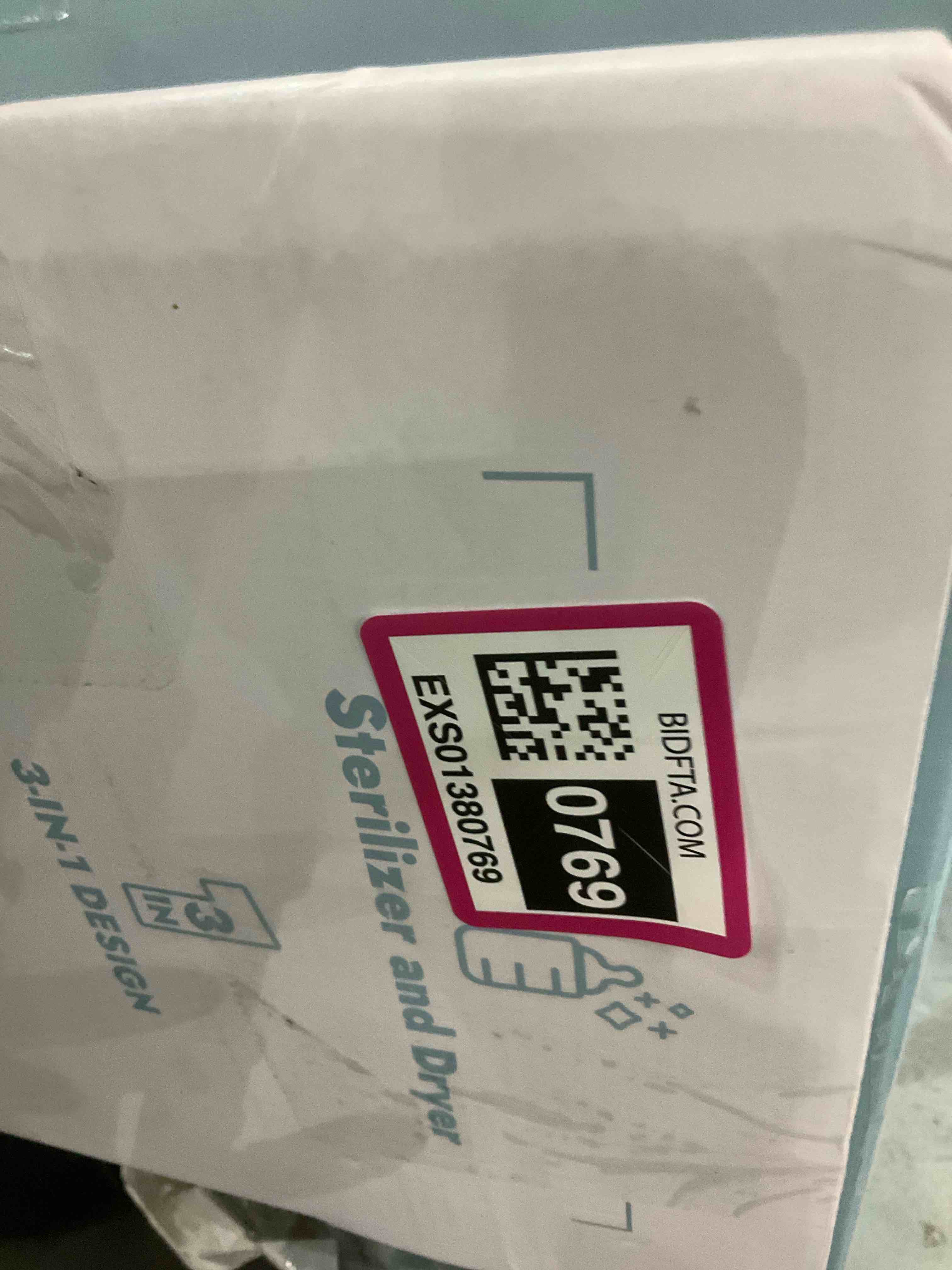 https://s3.amazonaws.com/lotting-images-prod/BargainHunt/EXS01380769_1718717495619.jpeg