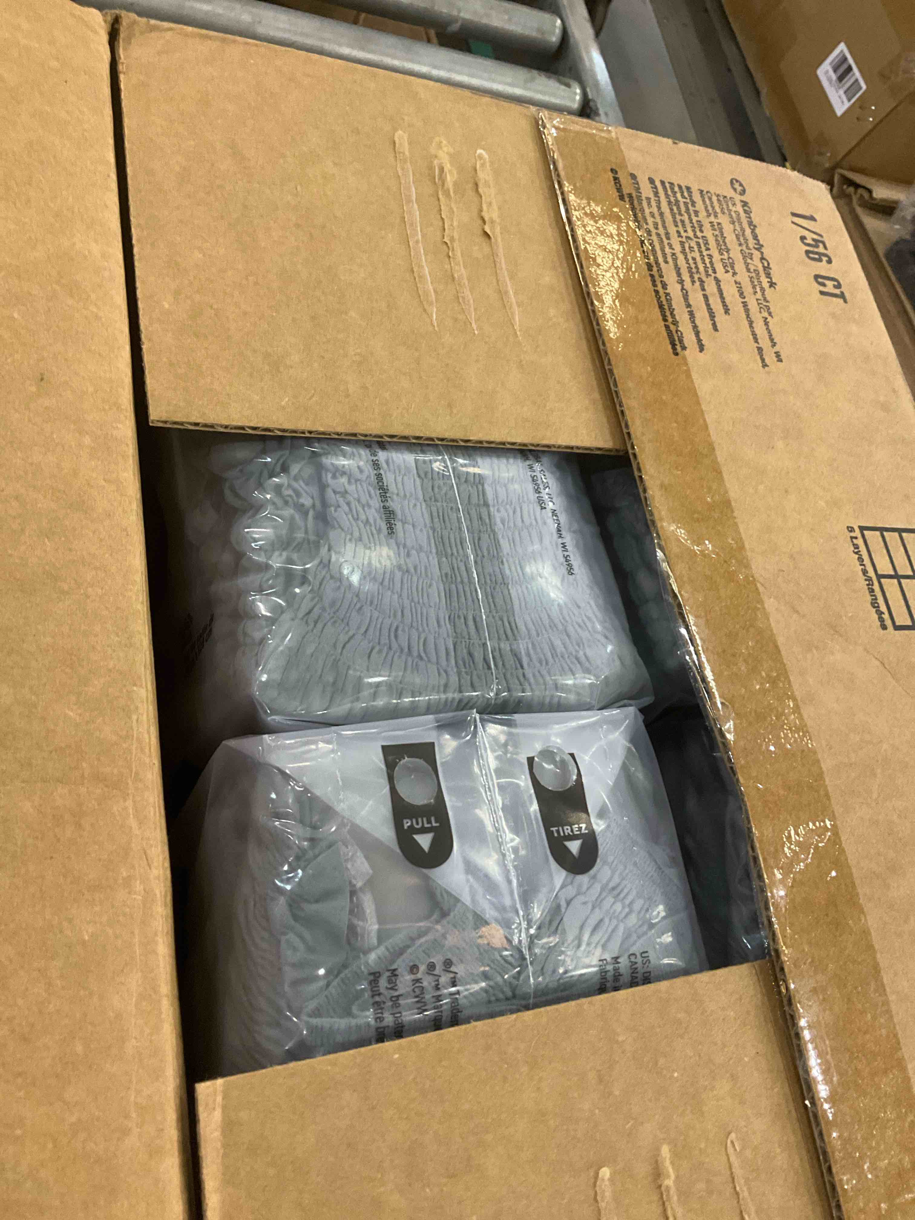 https://s3.amazonaws.com/lotting-images-prod/BargainHunt/EXS01380849_1718731796475.jpeg