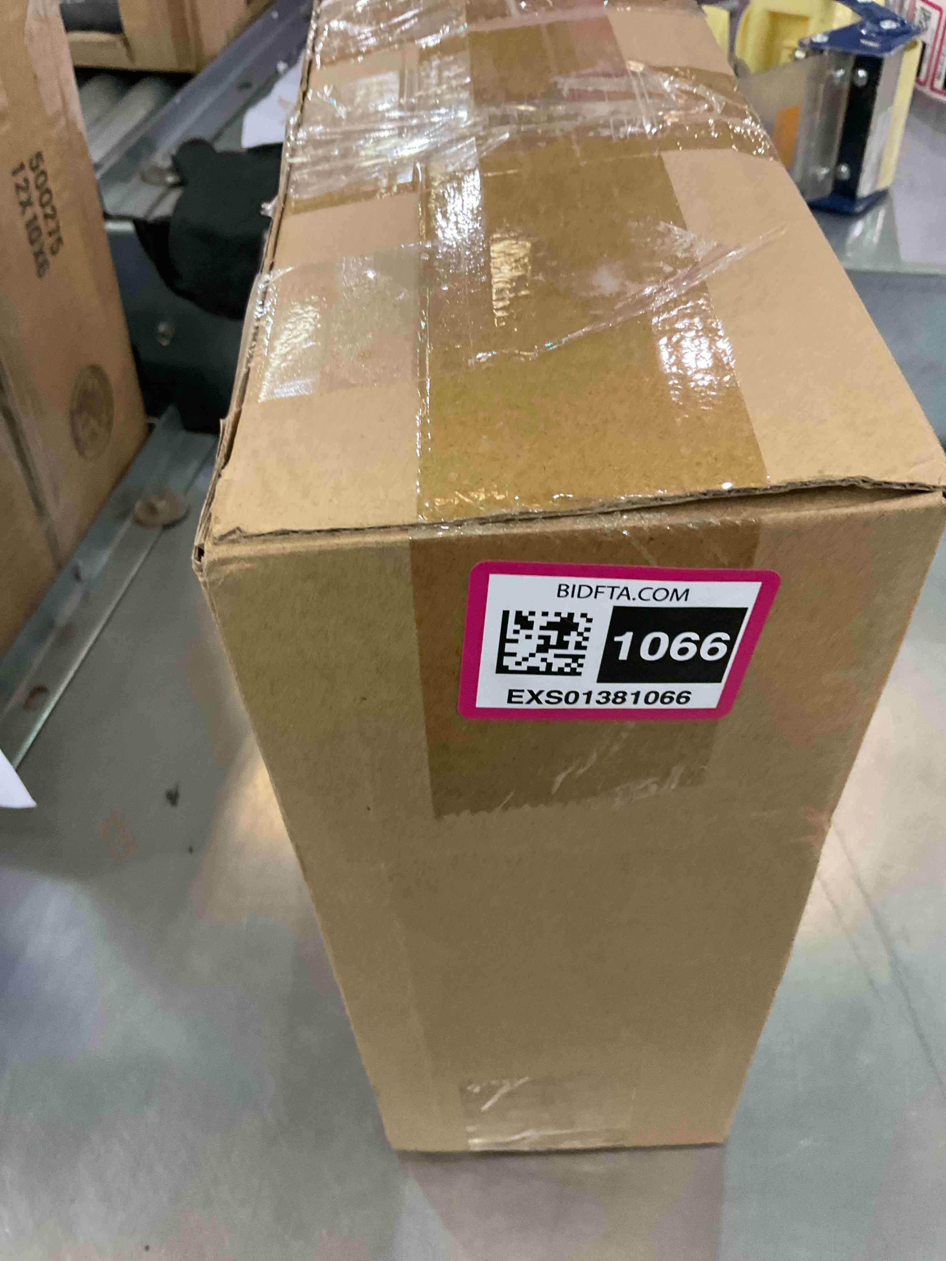 https://s3.amazonaws.com/lotting-images-prod/BargainHunt/EXS01381066_1718632694241.jpeg
