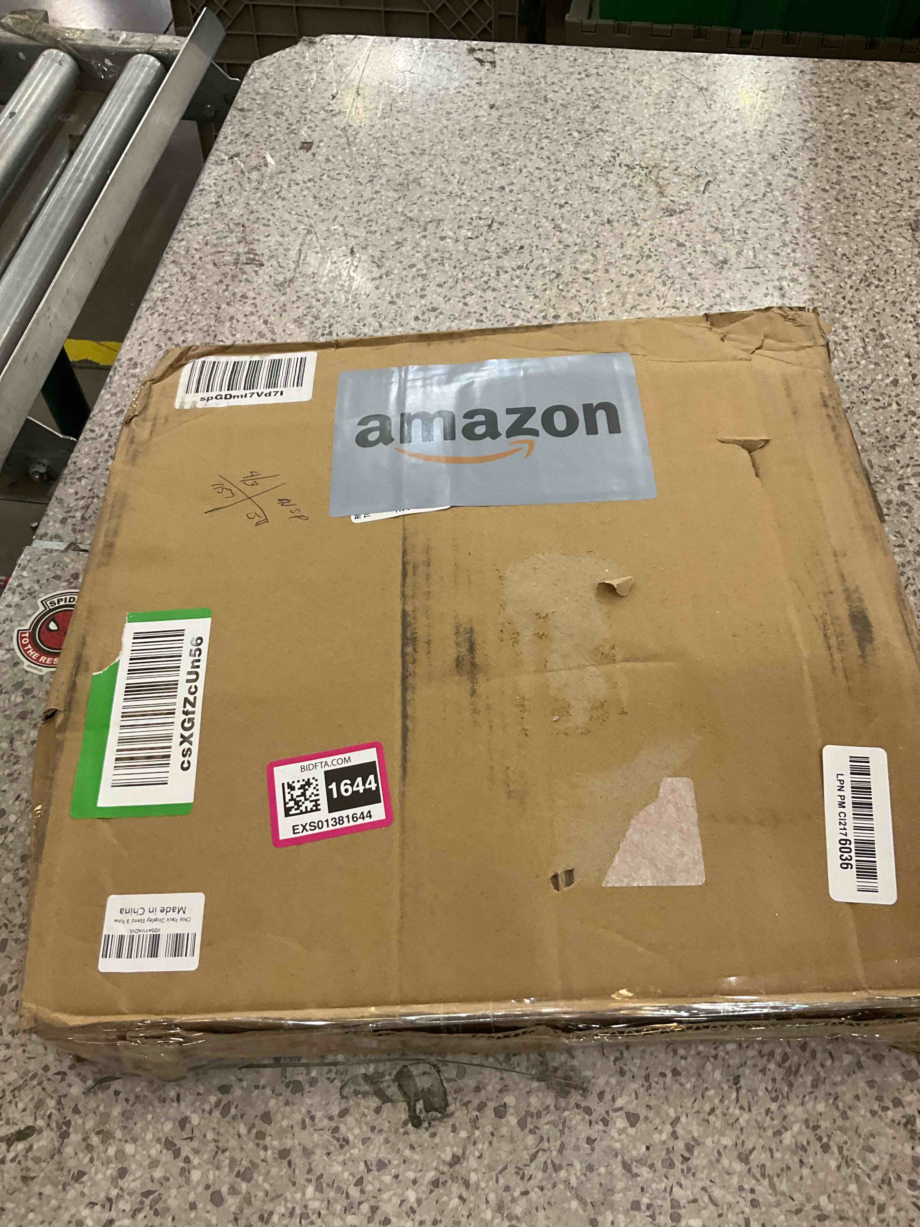 https://s3.amazonaws.com/lotting-images-prod/BargainHunt/EXS01381644_1718895744180.jpeg