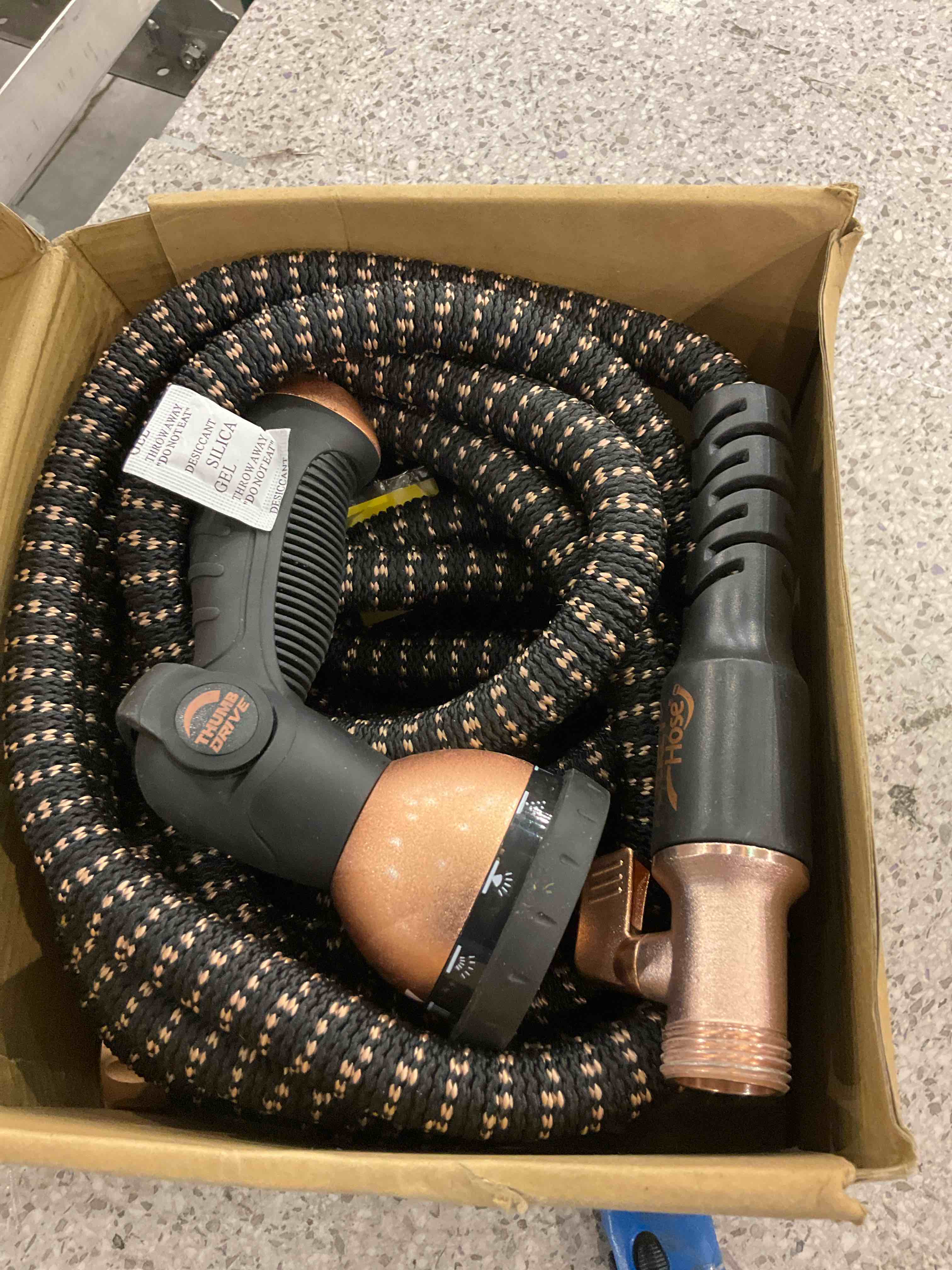 https://s3.amazonaws.com/lotting-images-prod/BargainHunt/EXS01381974_1719489839570.jpeg