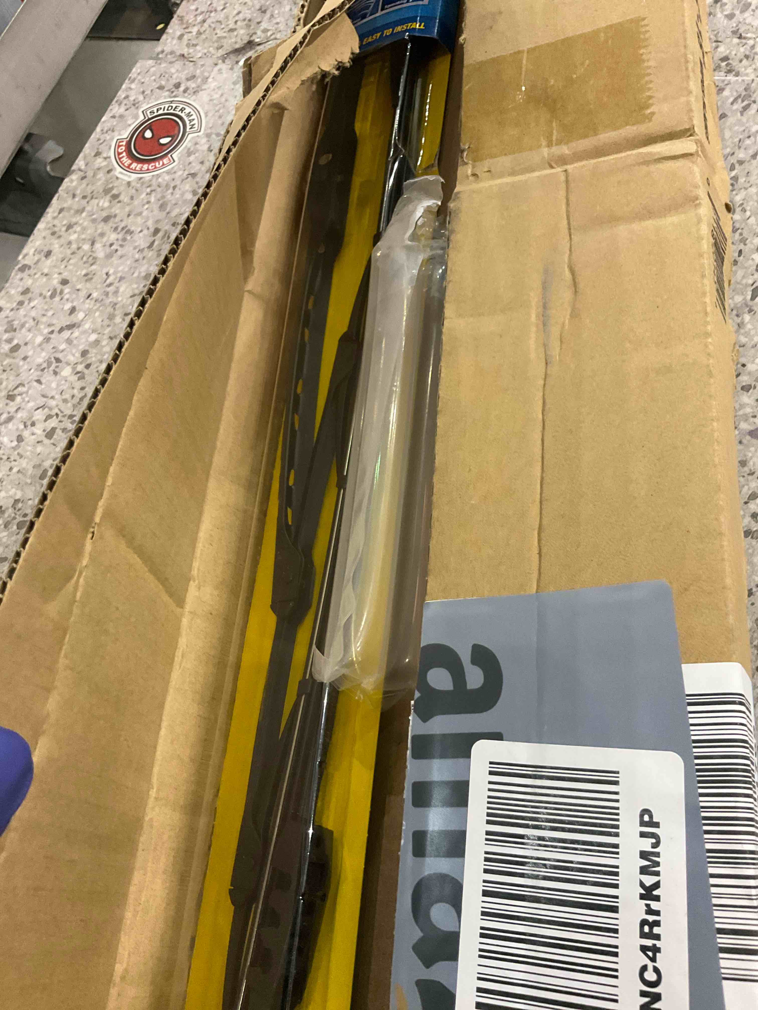 https://s3.amazonaws.com/lotting-images-prod/BargainHunt/EXS01381982_1719492295476.jpeg