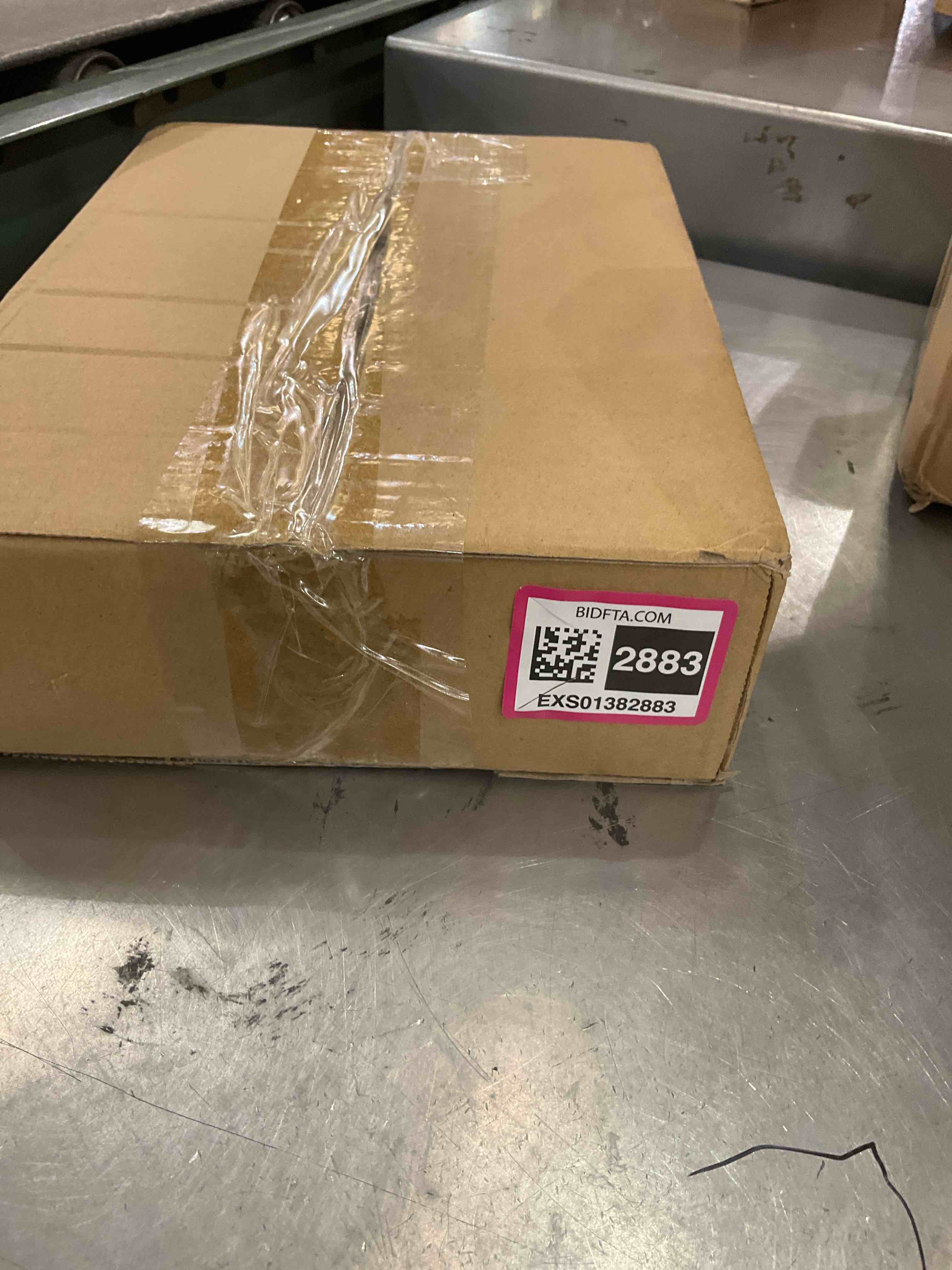 https://s3.amazonaws.com/lotting-images-prod/BargainHunt/EXS01382883_1718894772910.jpeg
