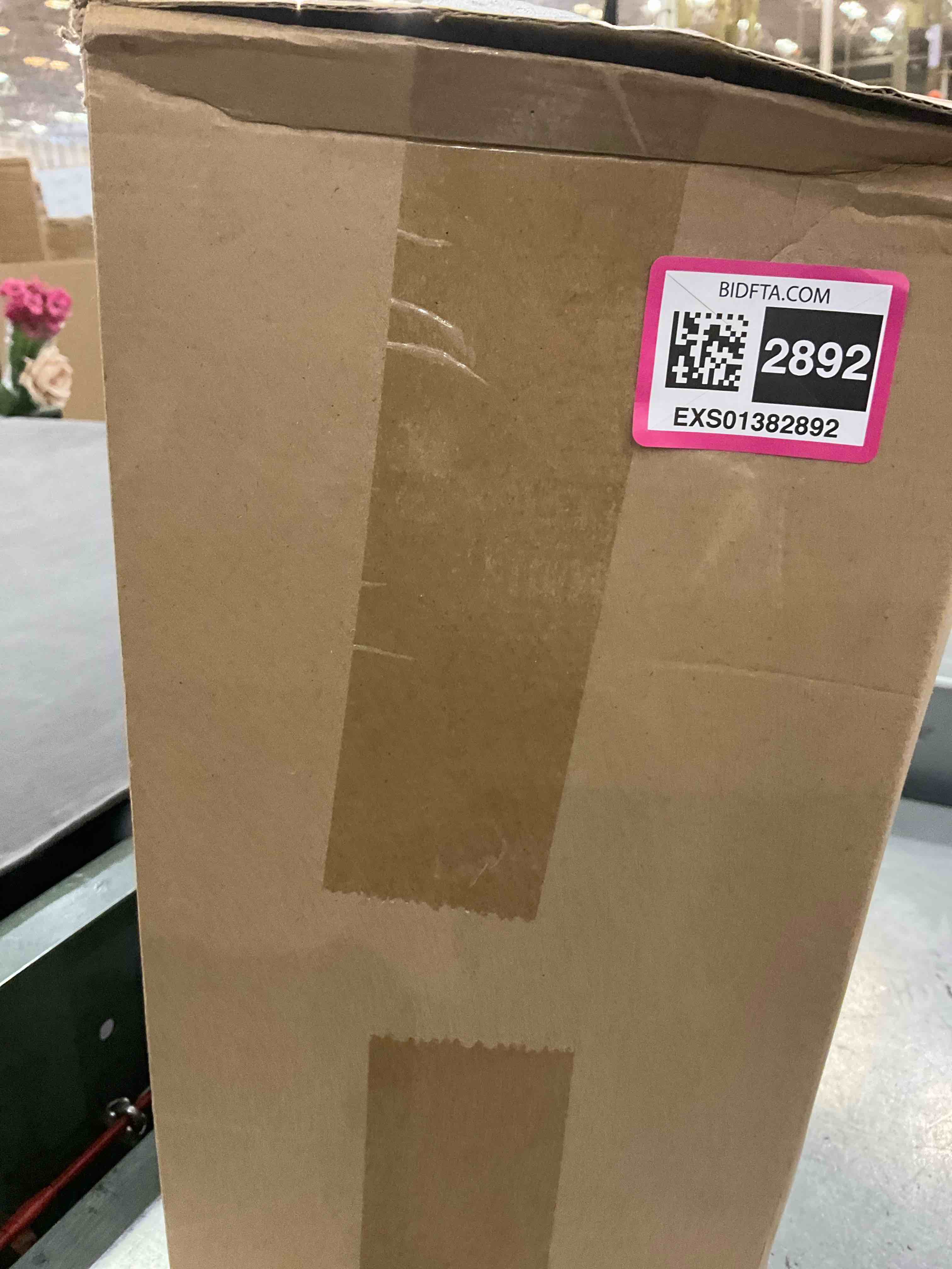 https://s3.amazonaws.com/lotting-images-prod/BargainHunt/EXS01382892_1718895403560.jpeg