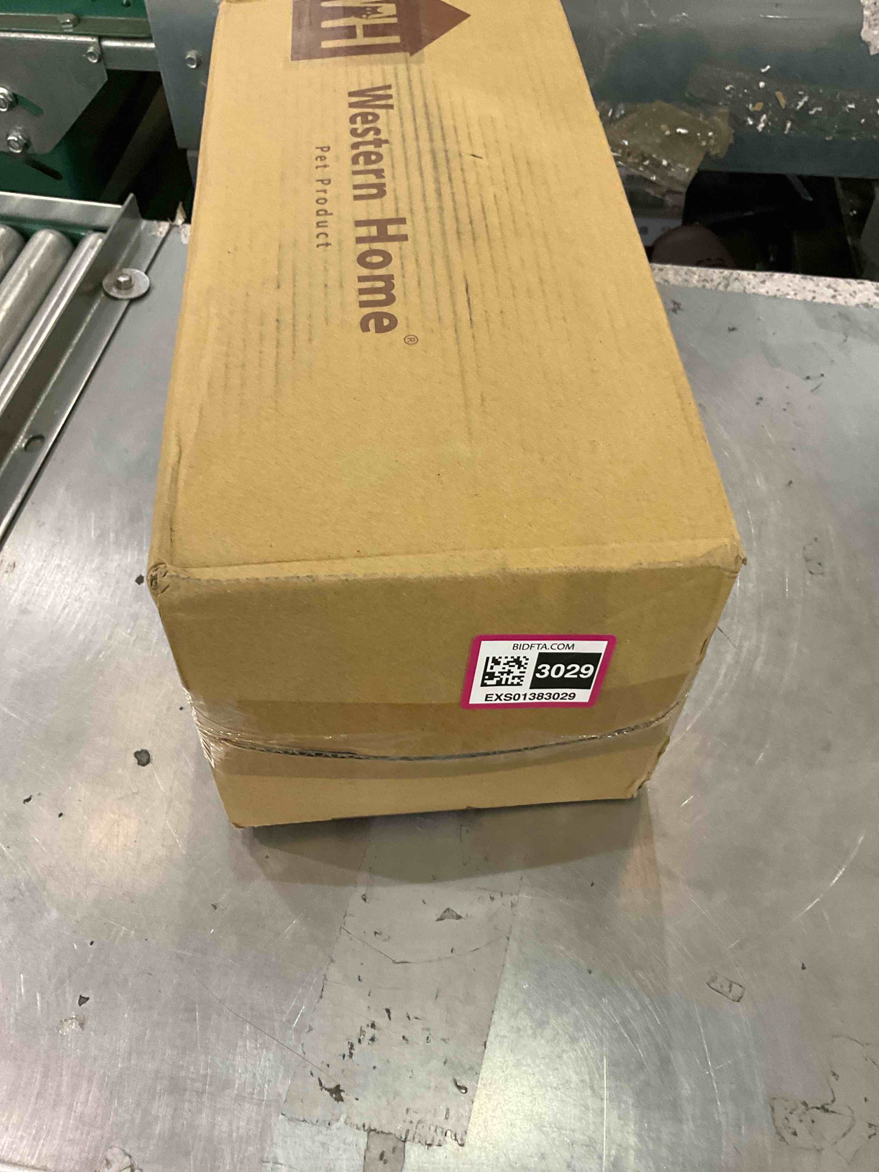 https://s3.amazonaws.com/lotting-images-prod/BargainHunt/EXS01383029_1718280961341.jpeg