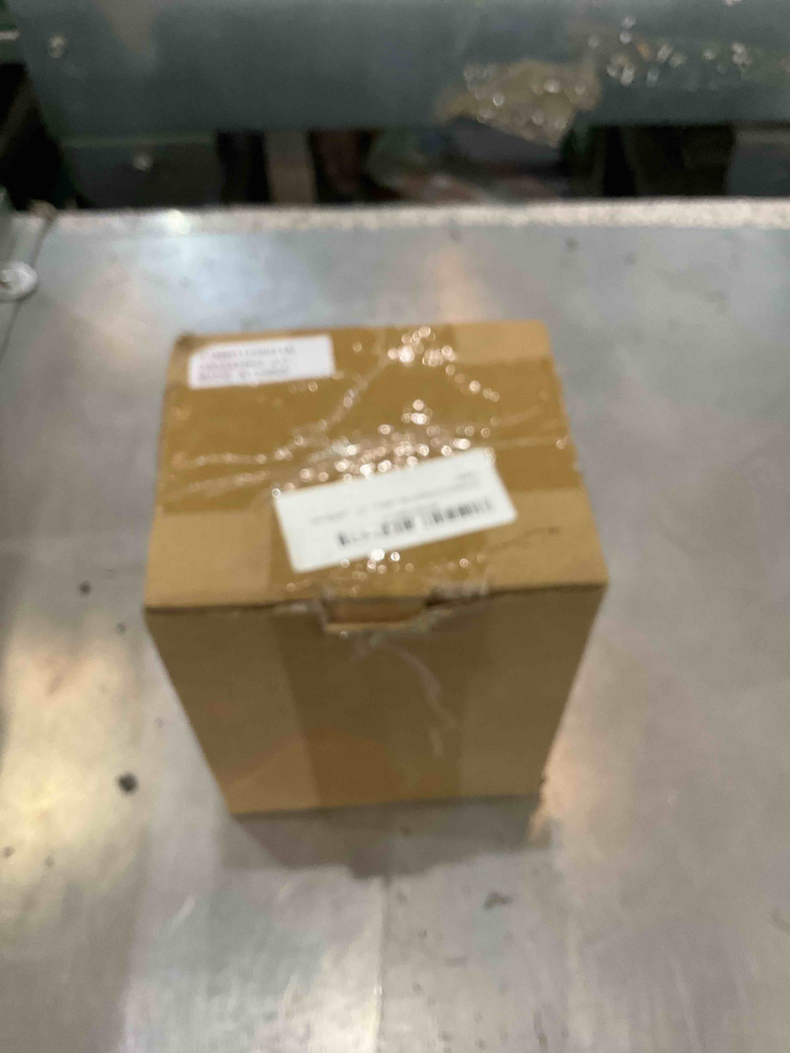 https://s3.amazonaws.com/lotting-images-prod/BargainHunt/EXS01383346_1718732646254.jpeg