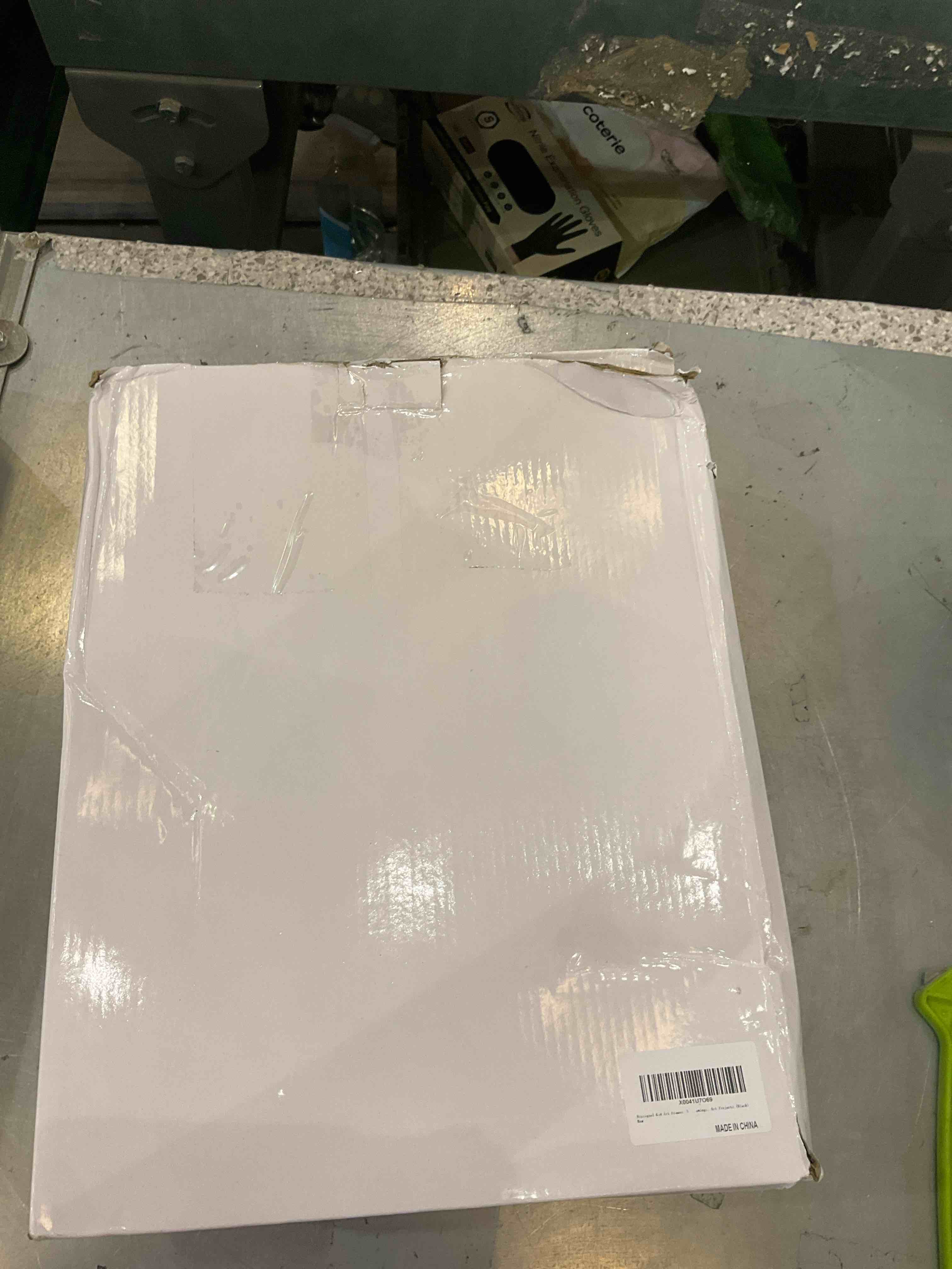 https://s3.amazonaws.com/lotting-images-prod/BargainHunt/EXS01383464_1718807099704.jpeg