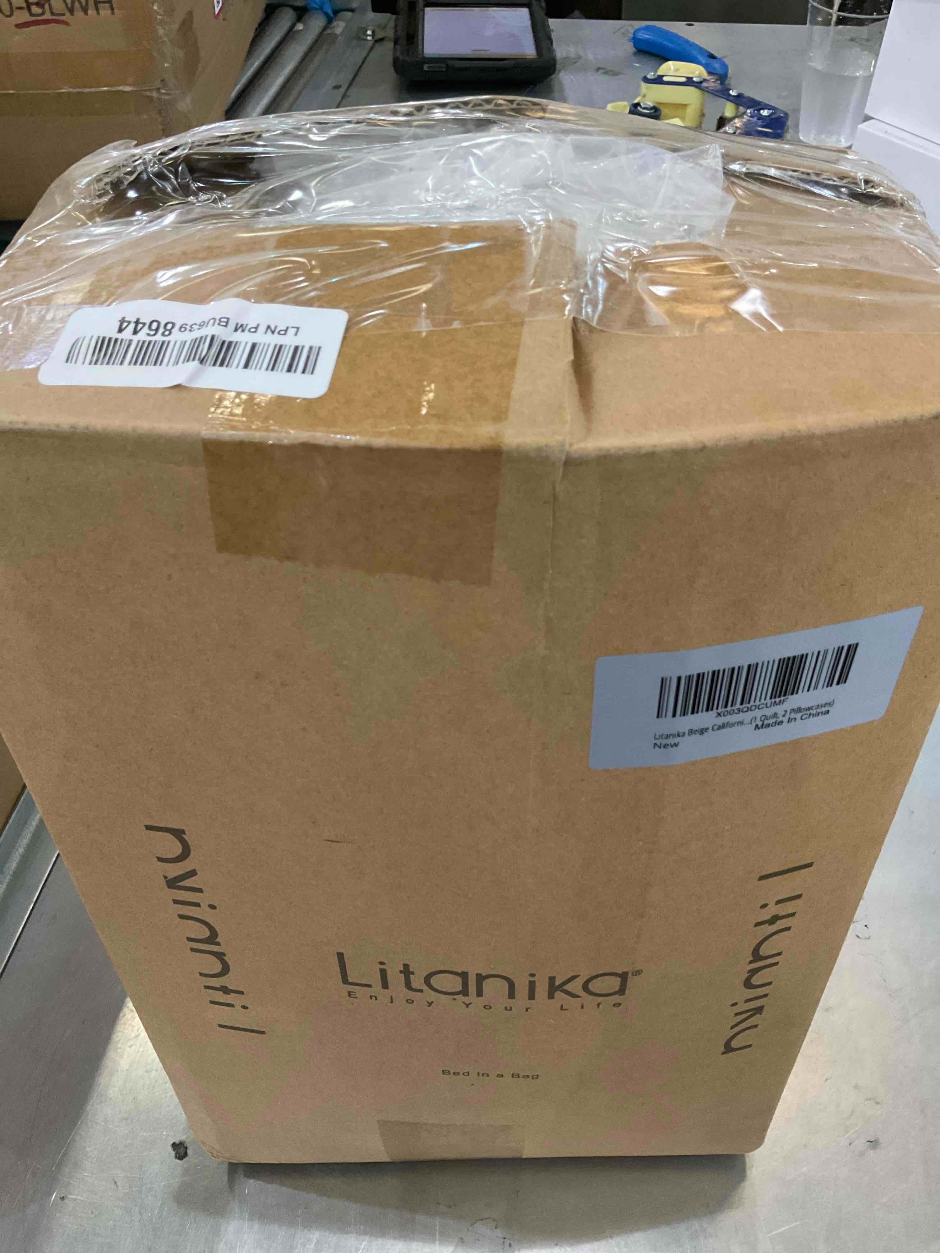 https://s3.amazonaws.com/lotting-images-prod/BargainHunt/EXS01383488_1718812130912.jpeg
