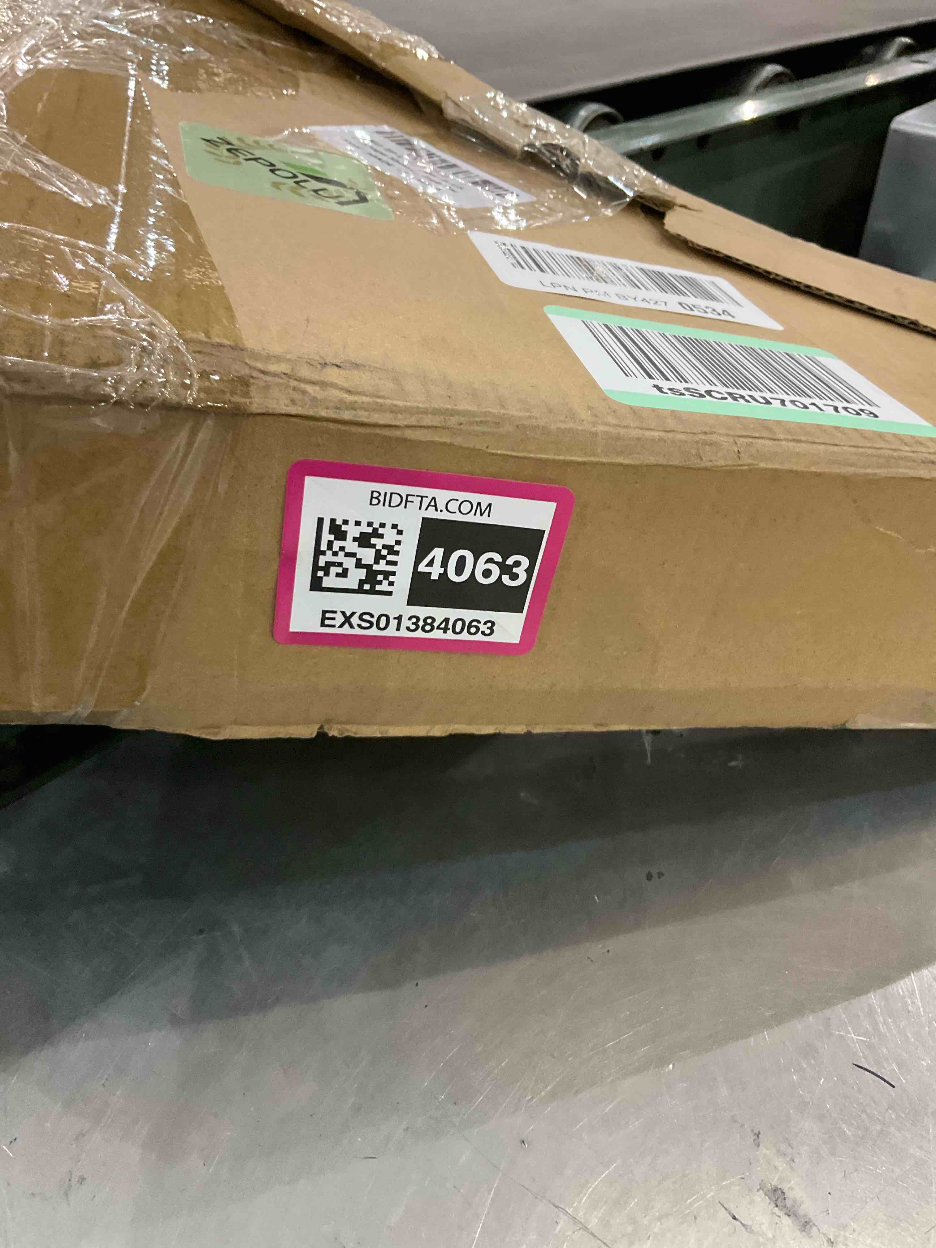 https://s3.amazonaws.com/lotting-images-prod/BargainHunt/EXS01384063_1718710600574.jpeg