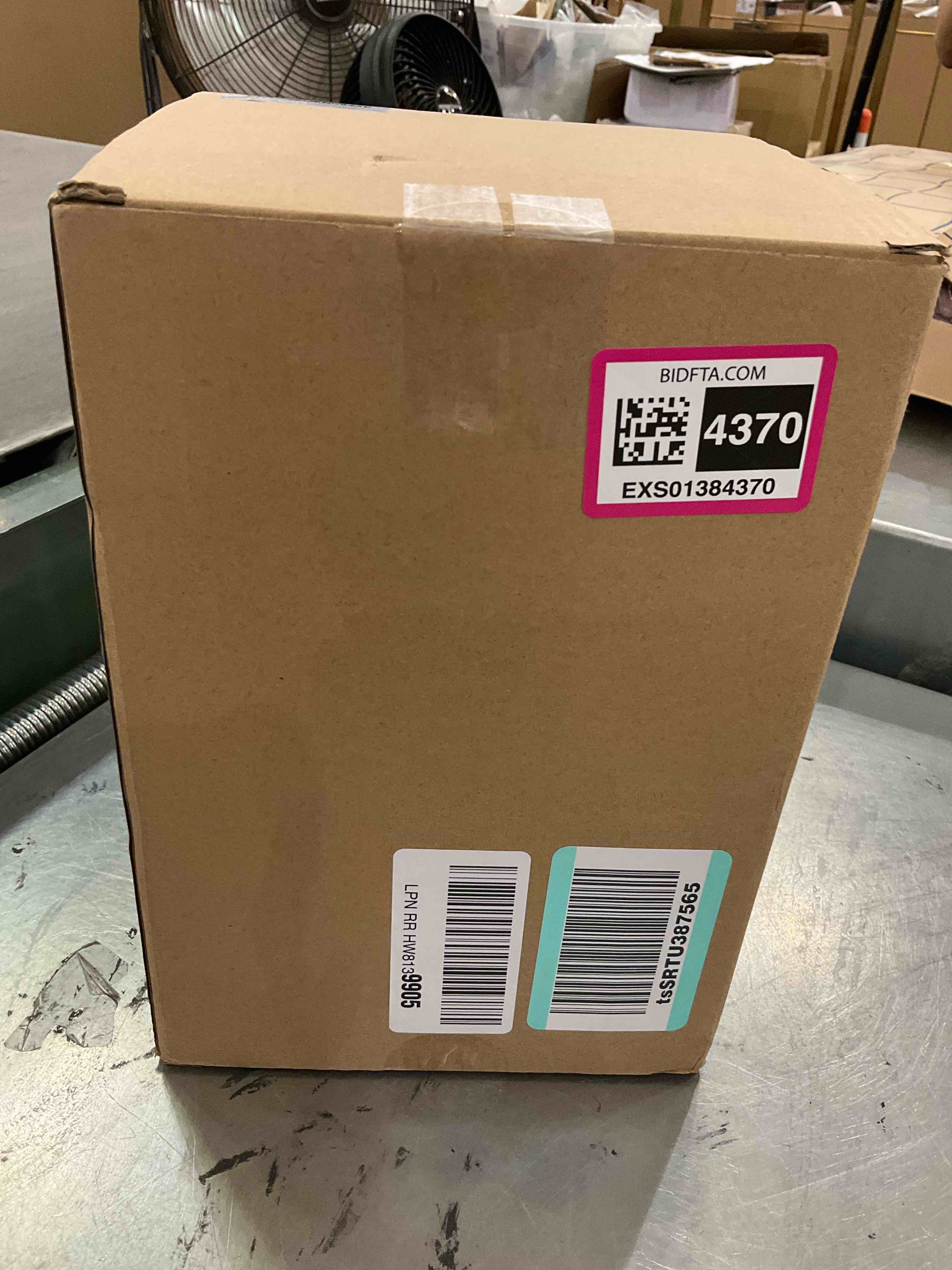 https://s3.amazonaws.com/lotting-images-prod/BargainHunt/EXS01384370_1718812507284.jpeg