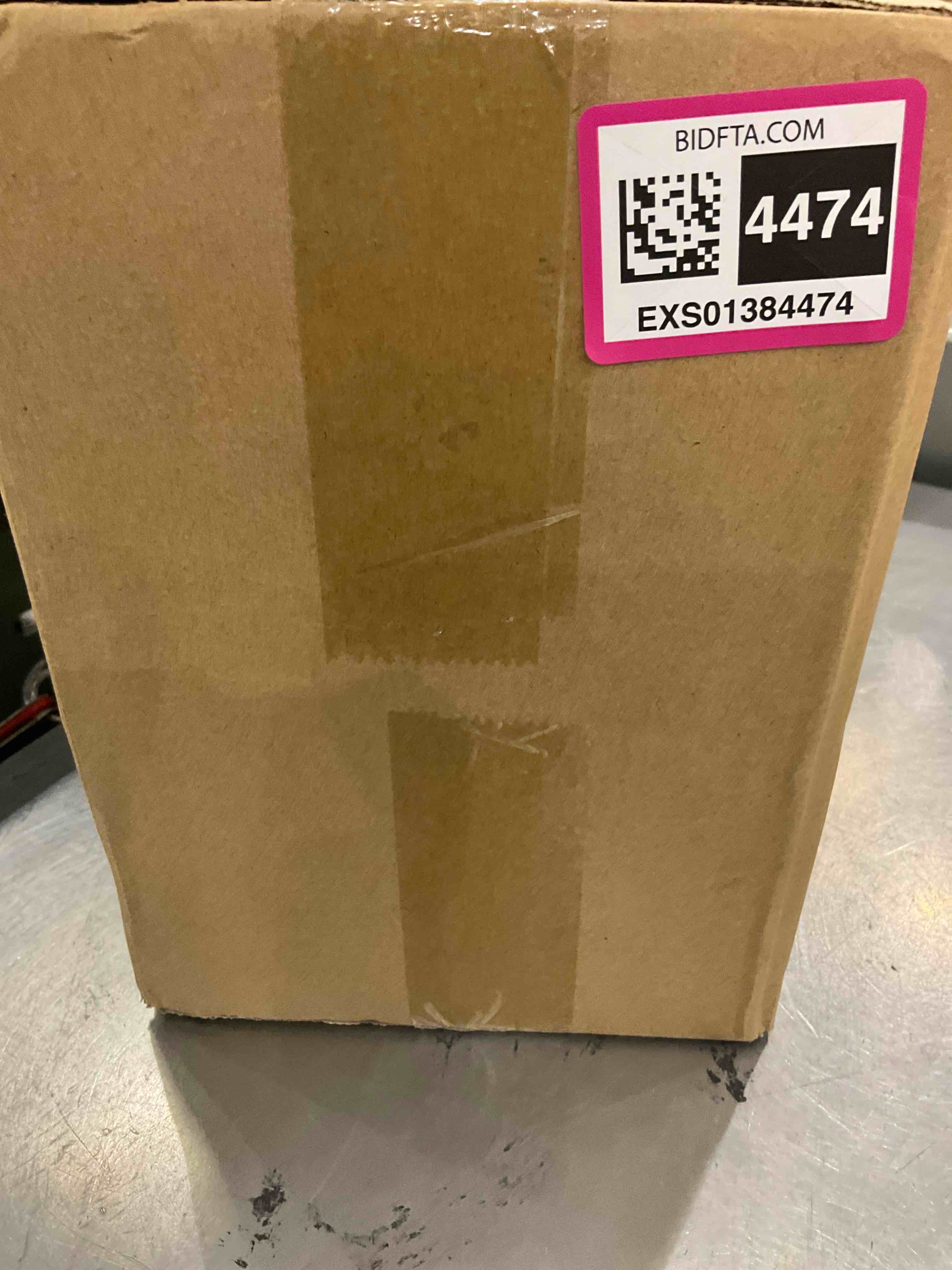 XPCARE Glass Jars for Laundry Room Organization Jars 0.5 Half Gallon Laundry Storage Glass Containers with Labels Organization with Lid for Laundry Detergent Laundry Pods Container, 2 Jars