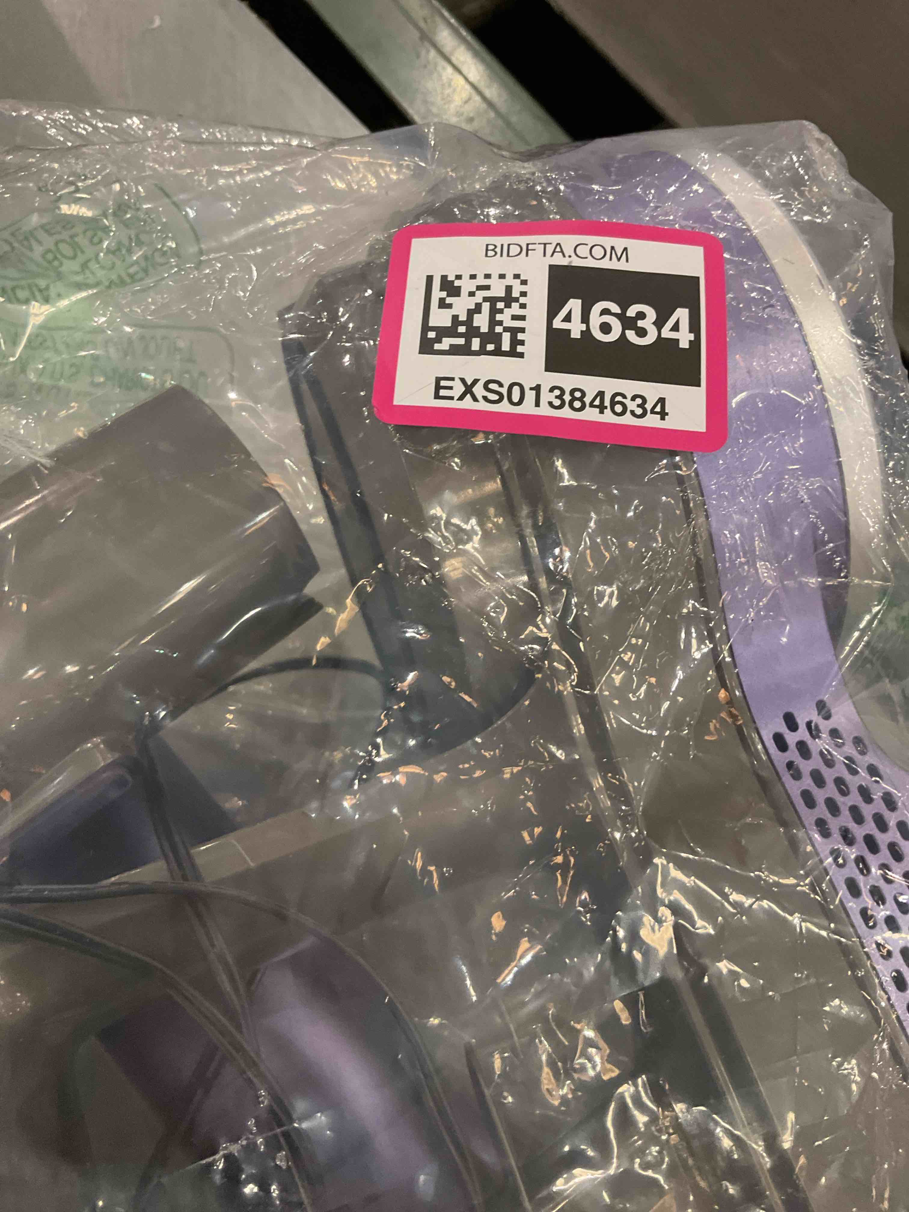 https://s3.amazonaws.com/lotting-images-prod/BargainHunt/EXS01384634_1718377527332.jpeg