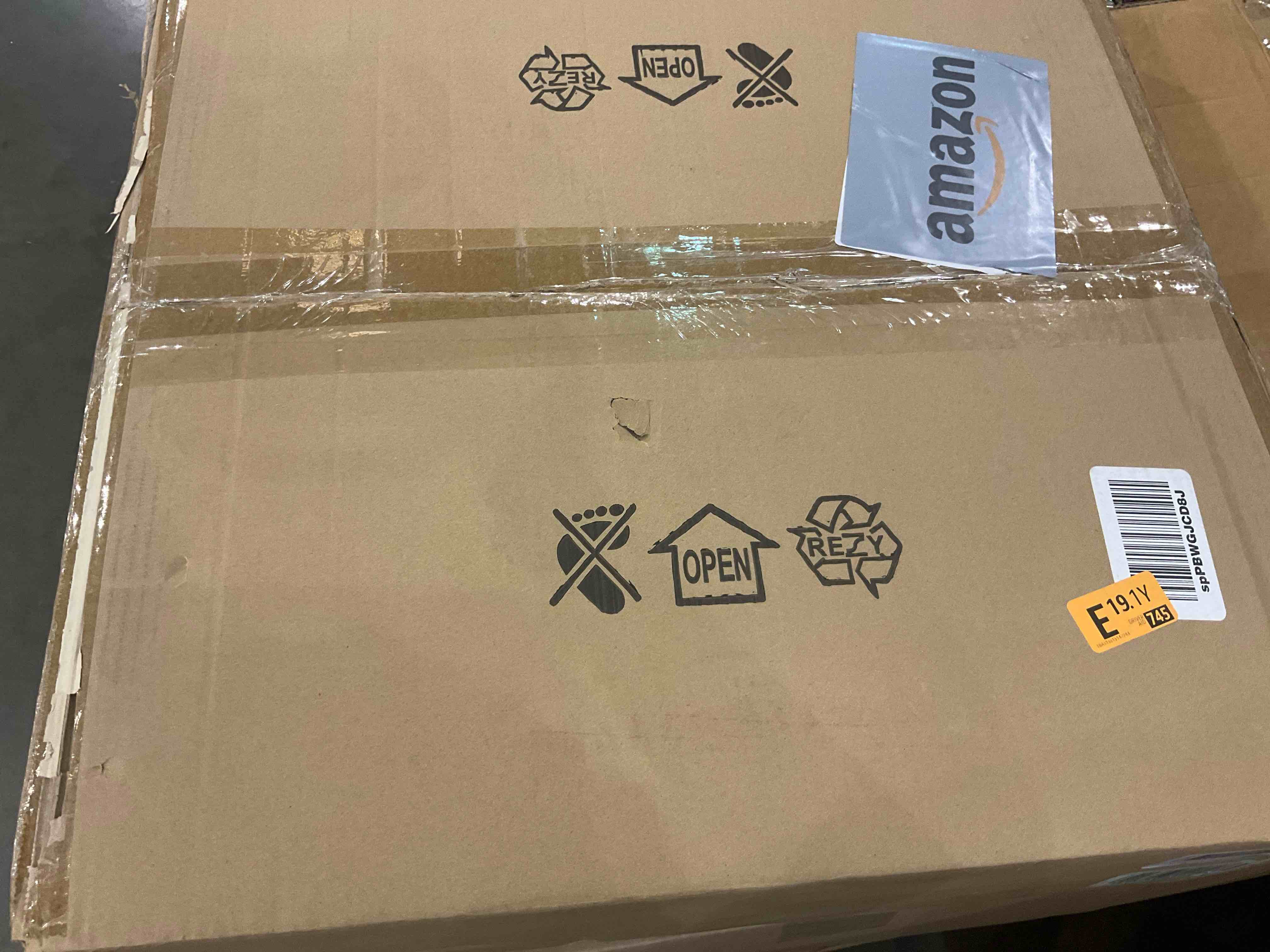 https://s3.amazonaws.com/lotting-images-prod/BargainHunt/EXS01384712_1718626652332.jpeg