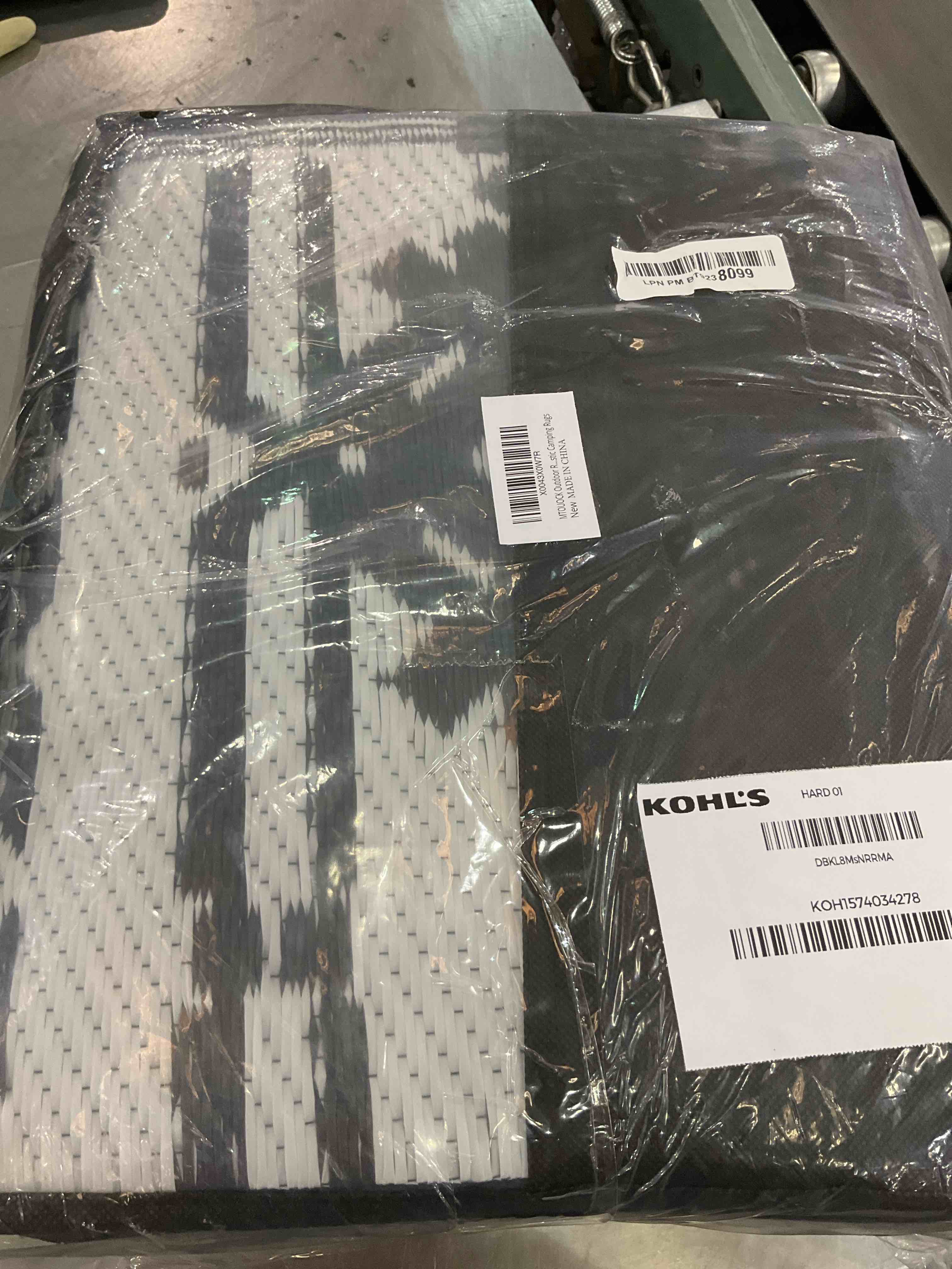 https://s3.amazonaws.com/lotting-images-prod/BargainHunt/EXS01384730_1718630910580.jpeg