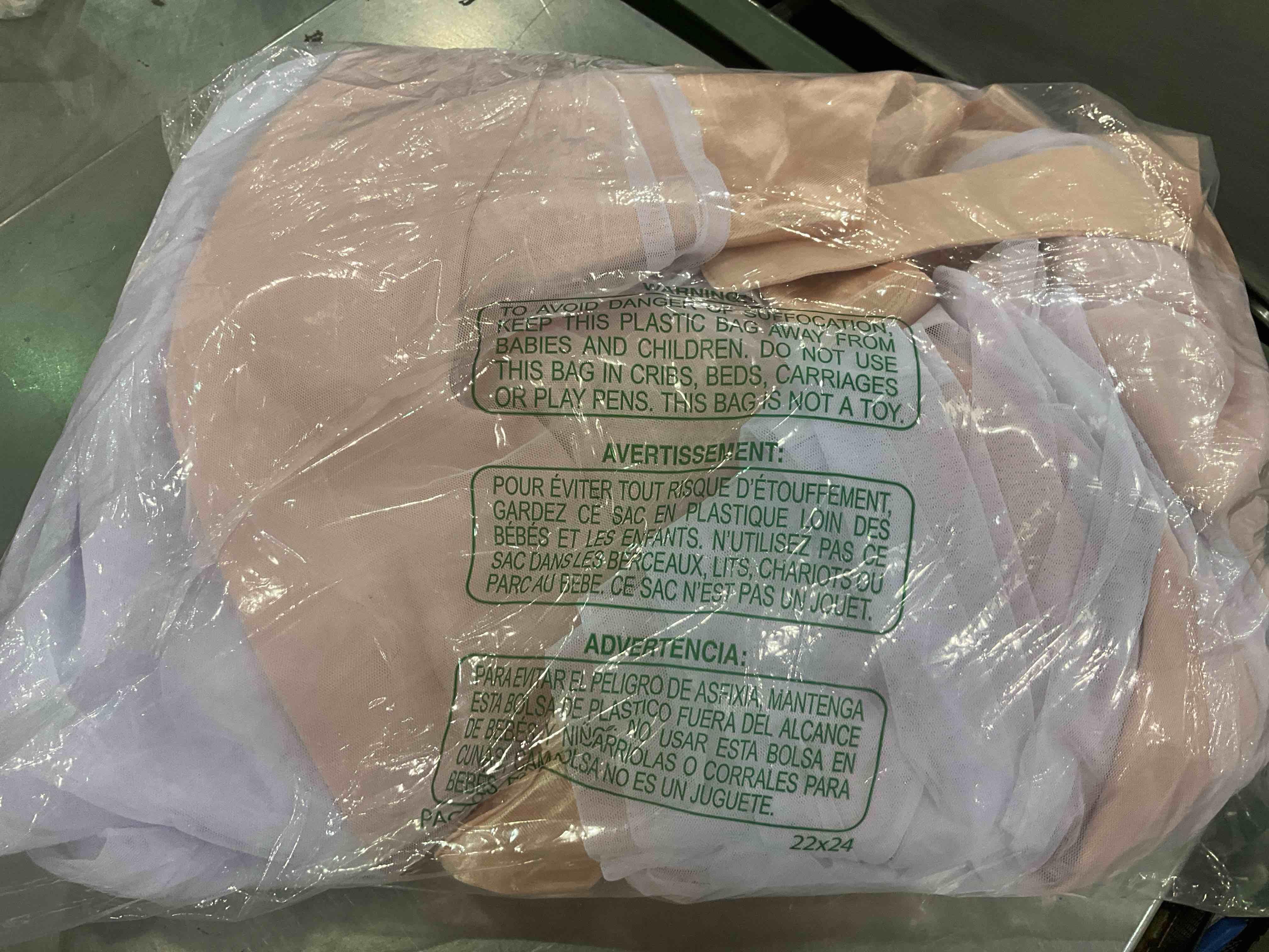 https://s3.amazonaws.com/lotting-images-prod/BargainHunt/EXS01384873_1718711450317.jpeg
