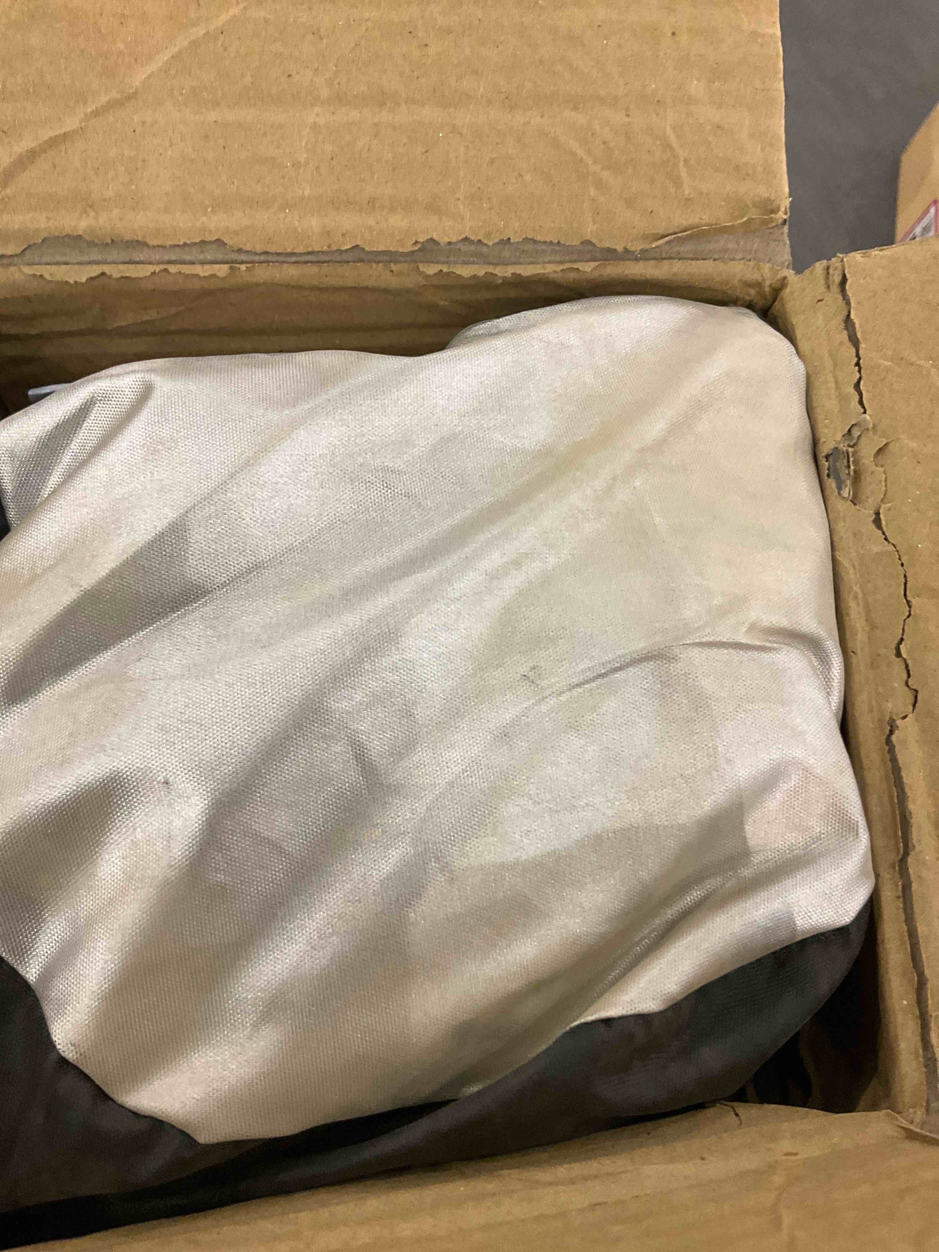 https://s3.amazonaws.com/lotting-images-prod/BargainHunt/EXS01384880_1718712169945.jpeg