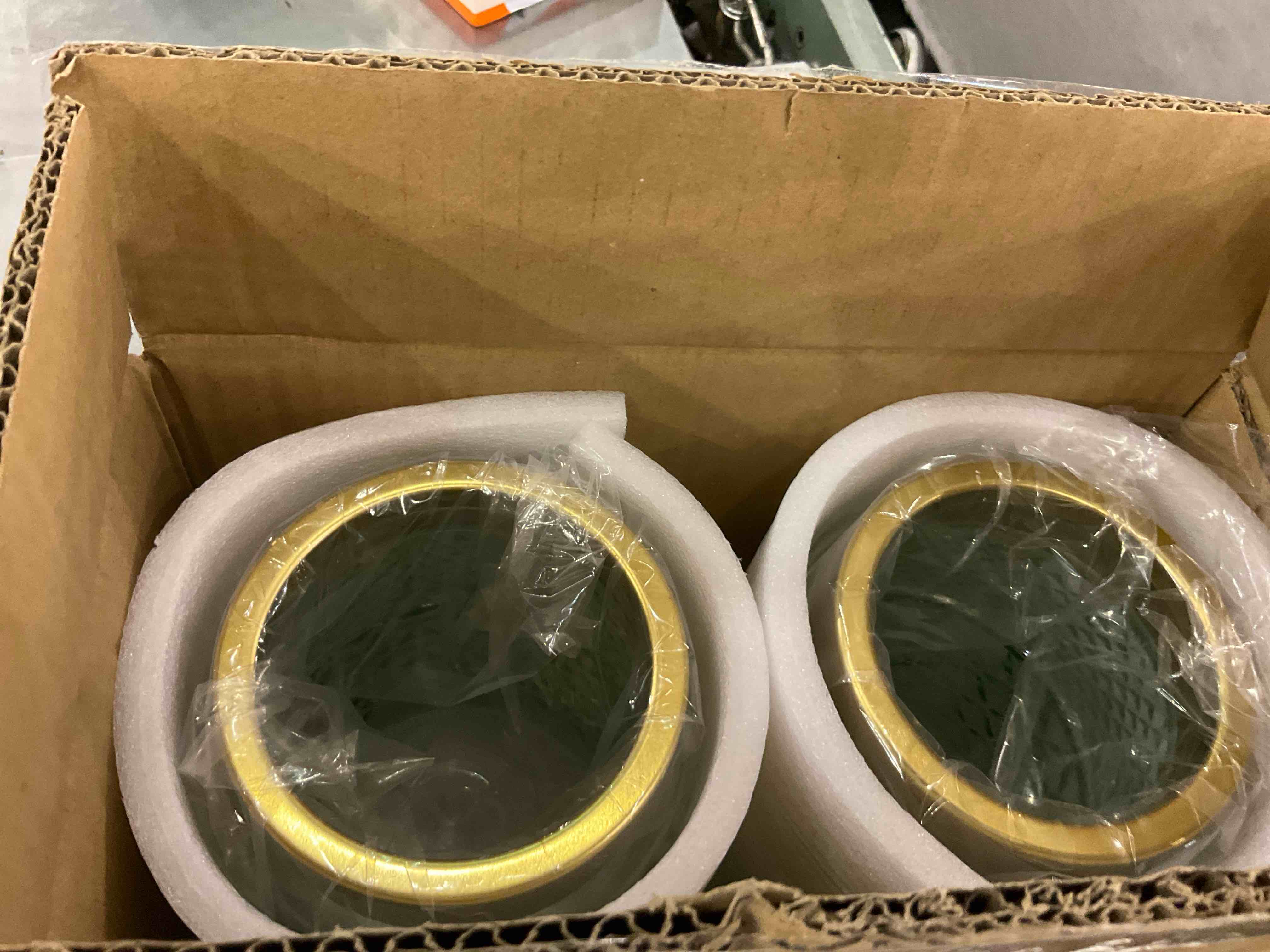 https://s3.amazonaws.com/lotting-images-prod/BargainHunt/EXS01384881_1718712235084.jpeg