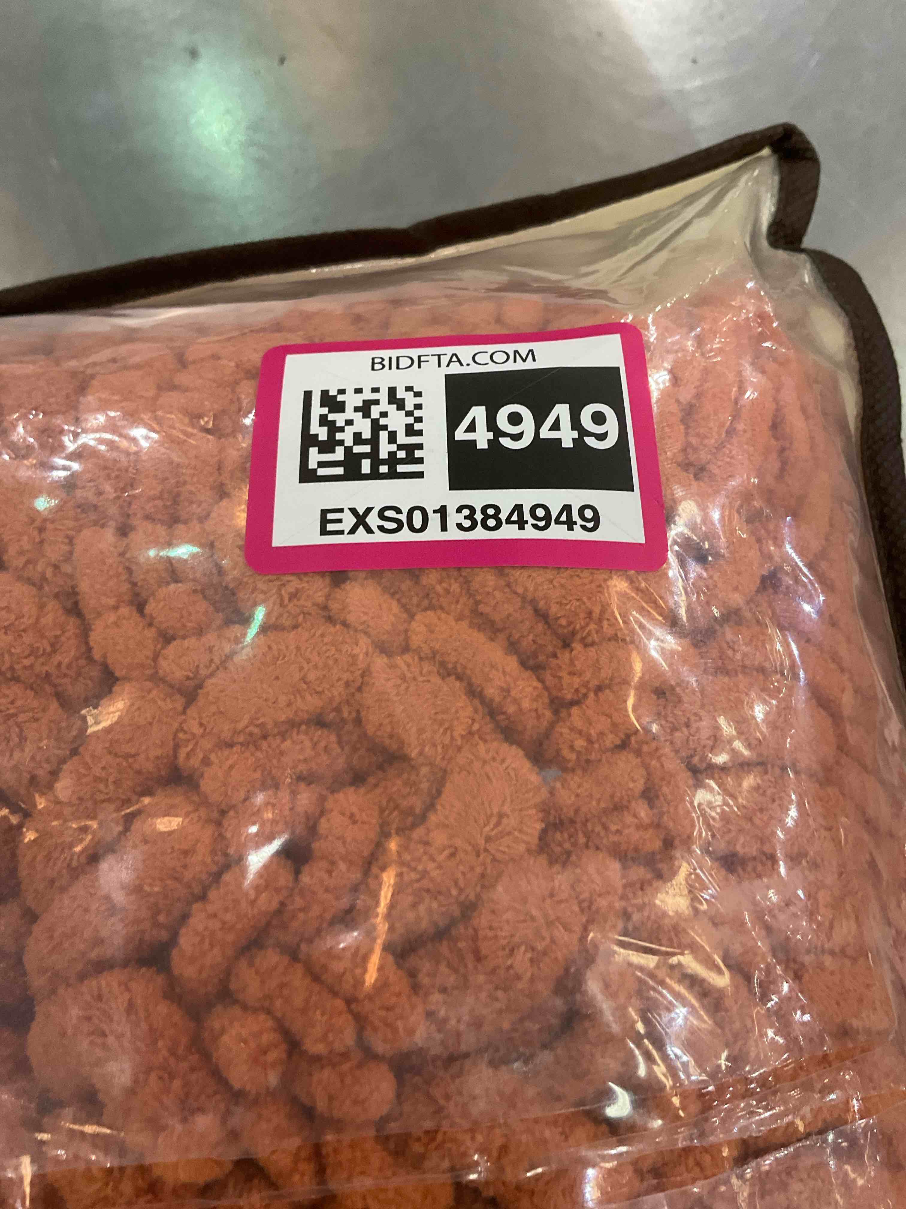 https://s3.amazonaws.com/lotting-images-prod/BargainHunt/EXS01384949_1718724303610.jpeg