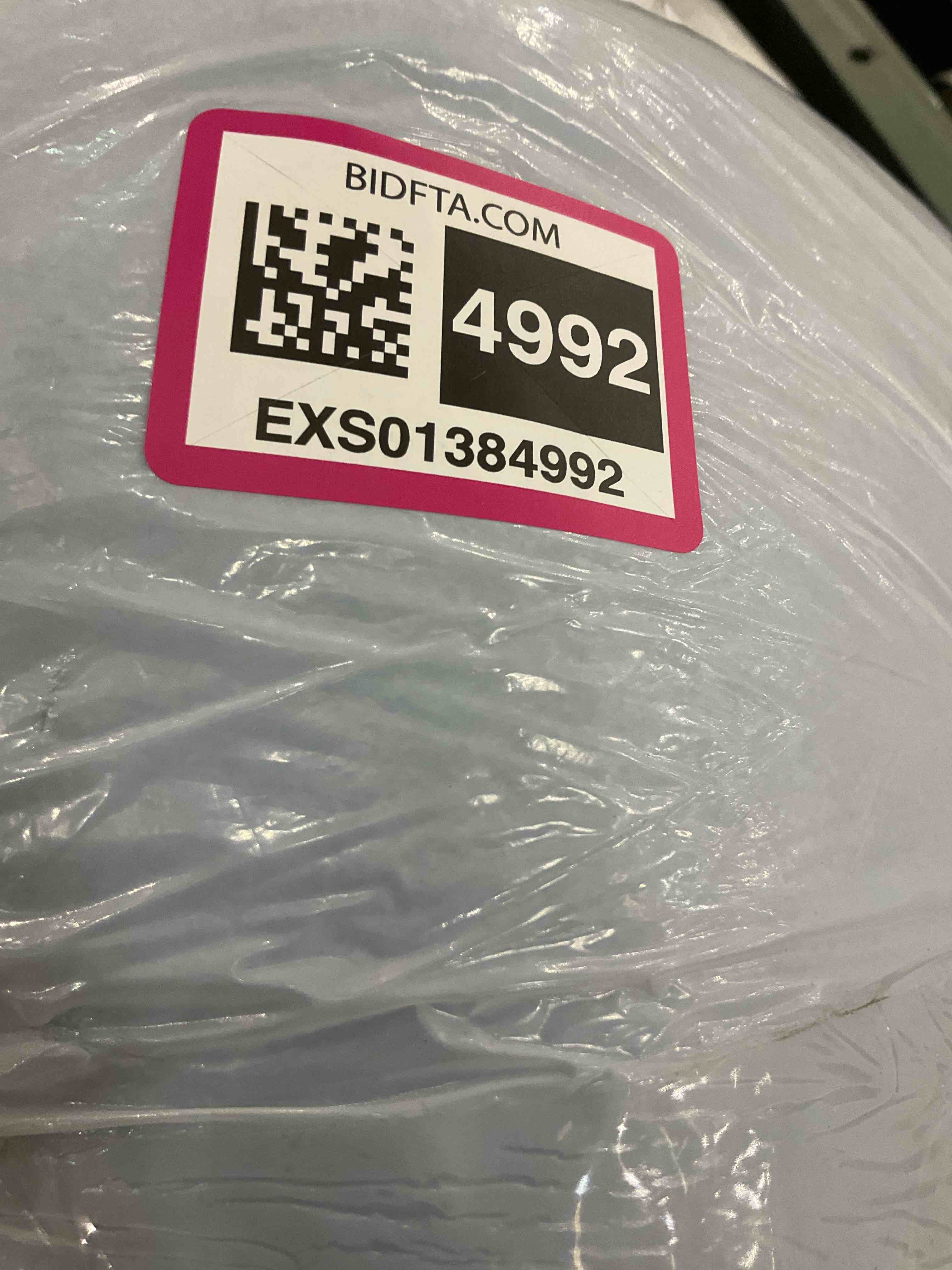https://s3.amazonaws.com/lotting-images-prod/BargainHunt/EXS01384992_1718731756254.jpeg