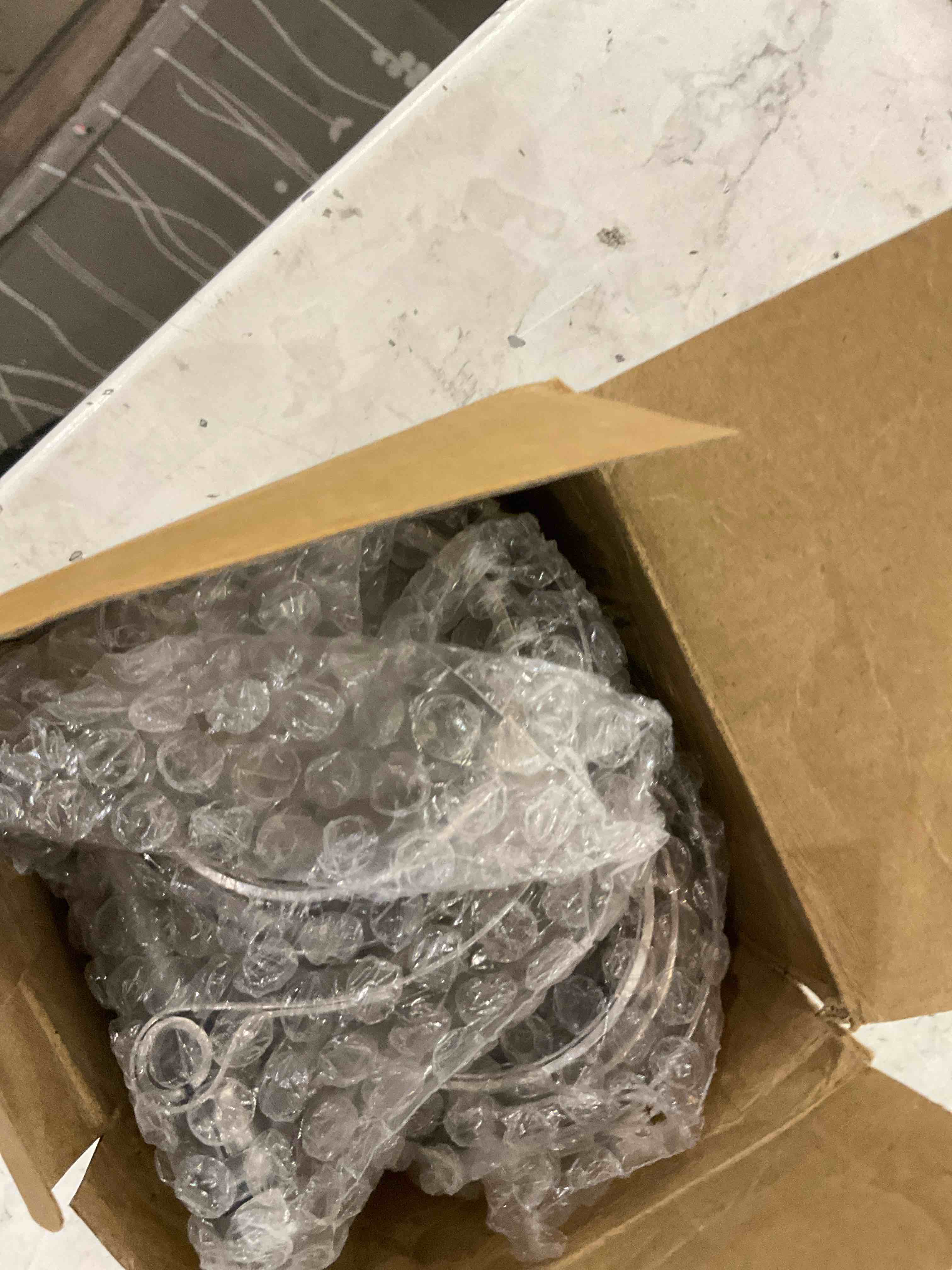 https://s3.amazonaws.com/lotting-images-prod/BargainHunt/EXS01385043_1718285756816.jpeg