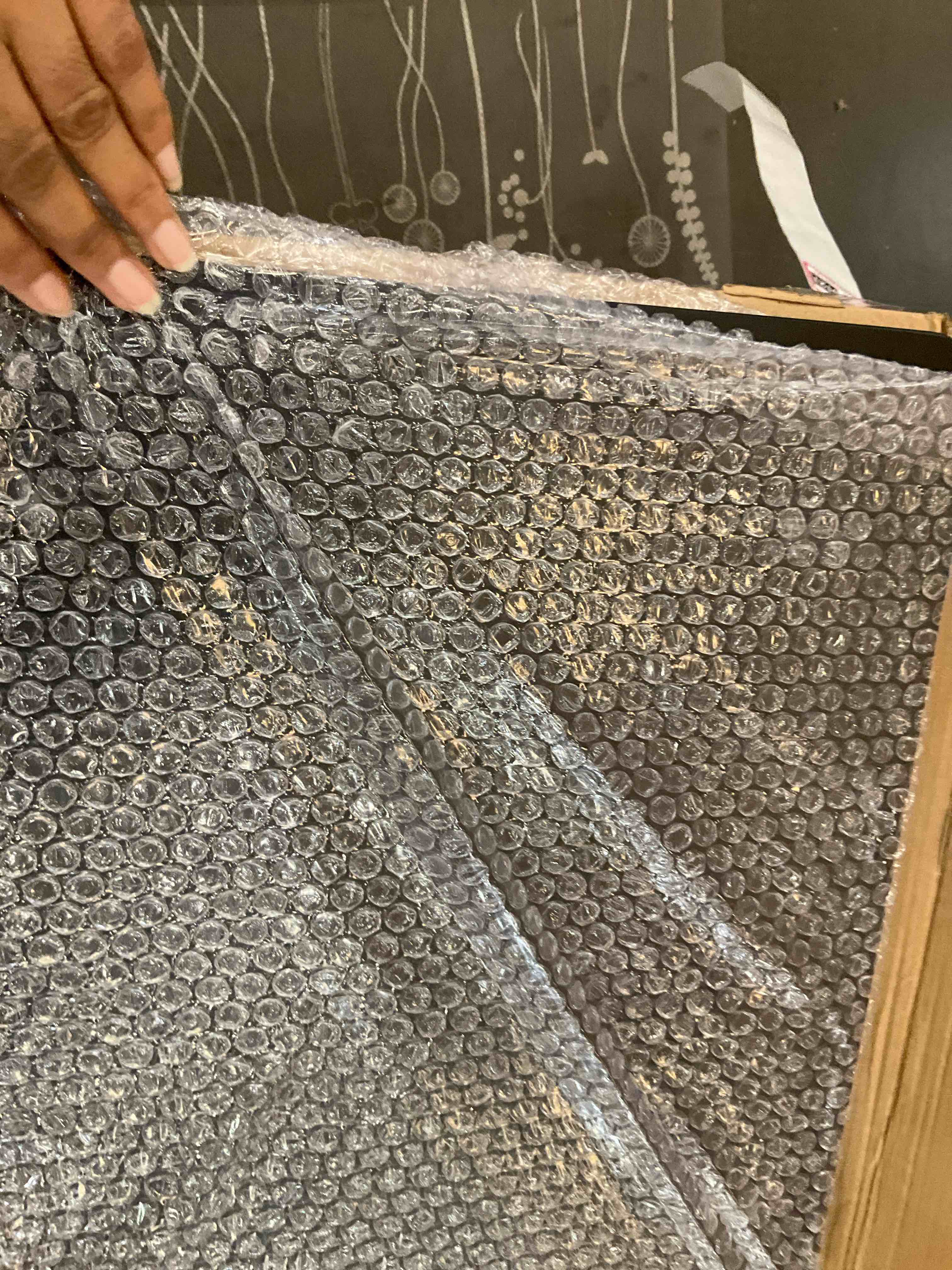 https://s3.amazonaws.com/lotting-images-prod/BargainHunt/EXS01385121_1718299191319.jpeg