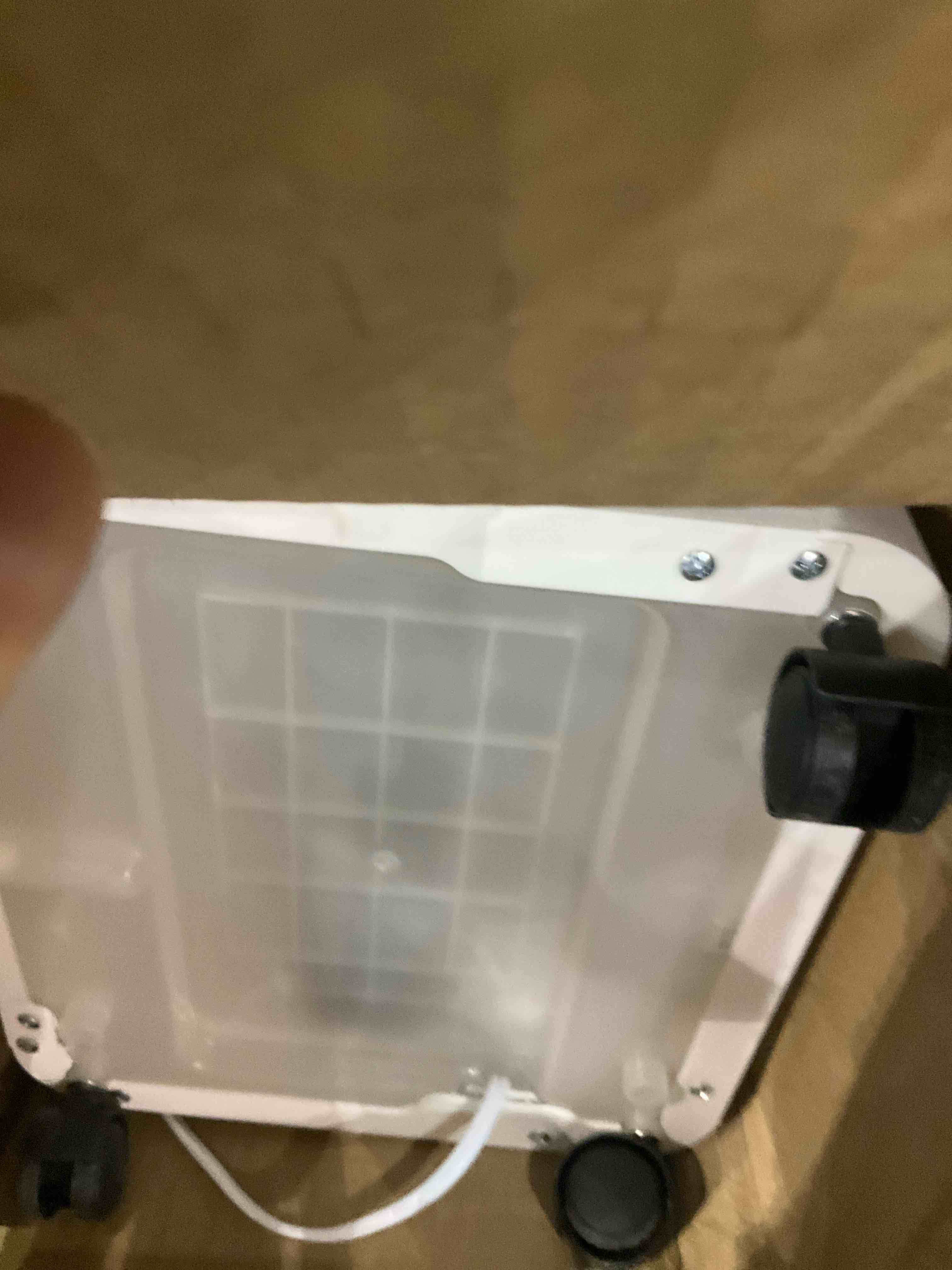 https://s3.amazonaws.com/lotting-images-prod/BargainHunt/EXS01385166_1718364789593.jpeg