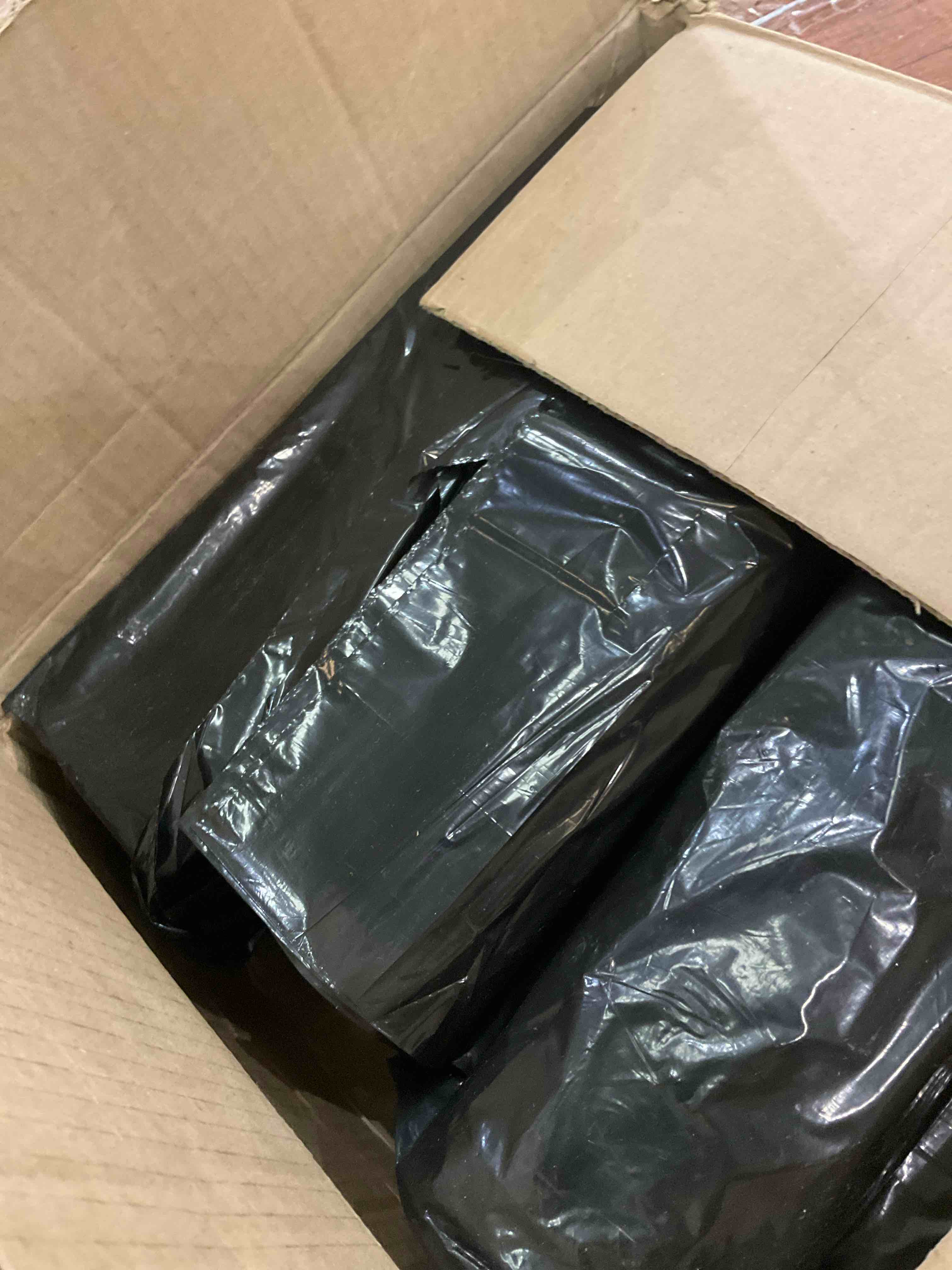 https://s3.amazonaws.com/lotting-images-prod/BargainHunt/EXS01385439_1718904056025.jpeg