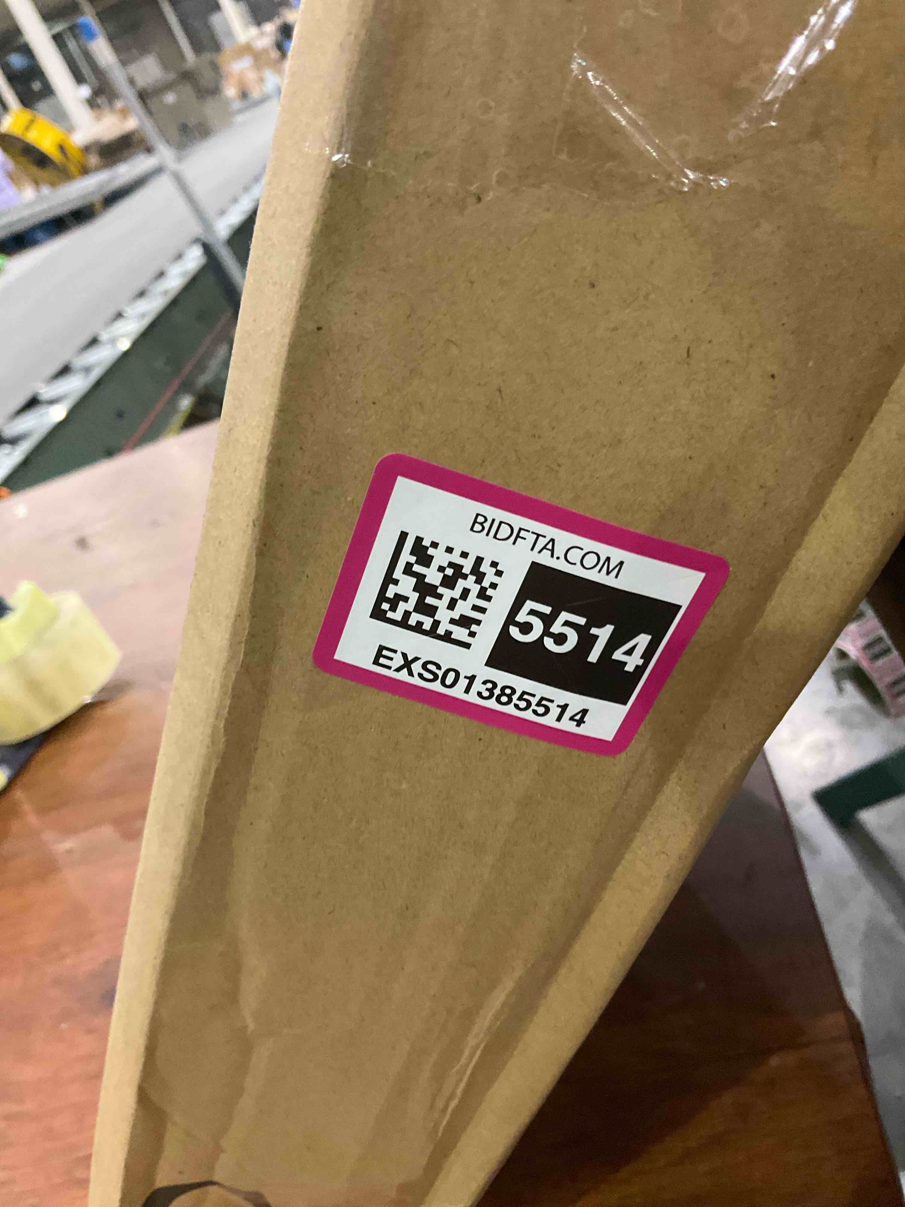 https://s3.amazonaws.com/lotting-images-prod/BargainHunt/EXS01385514_1718622963725.jpeg