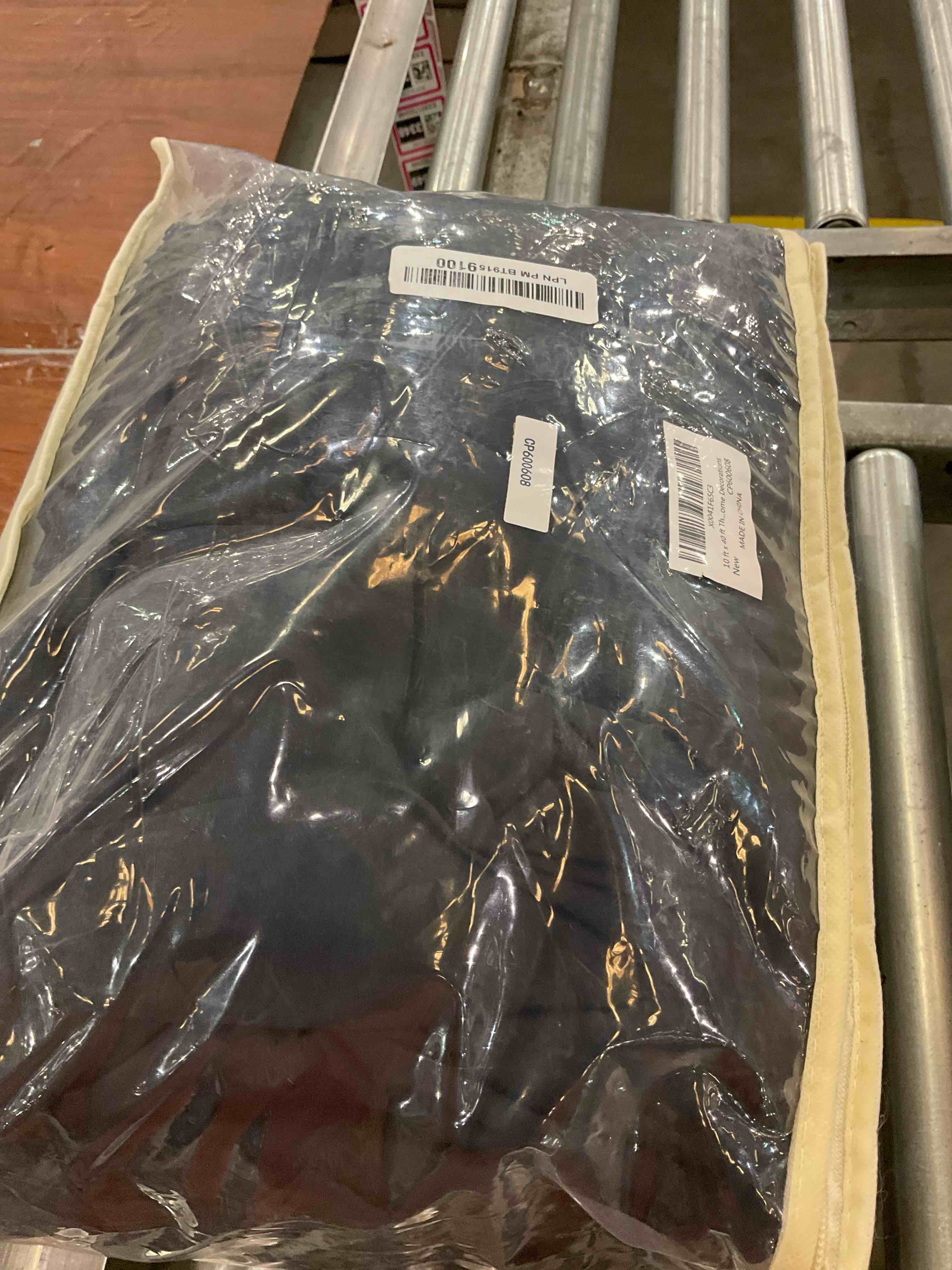 https://s3.amazonaws.com/lotting-images-prod/BargainHunt/EXS01385599_1718635973408.jpeg
