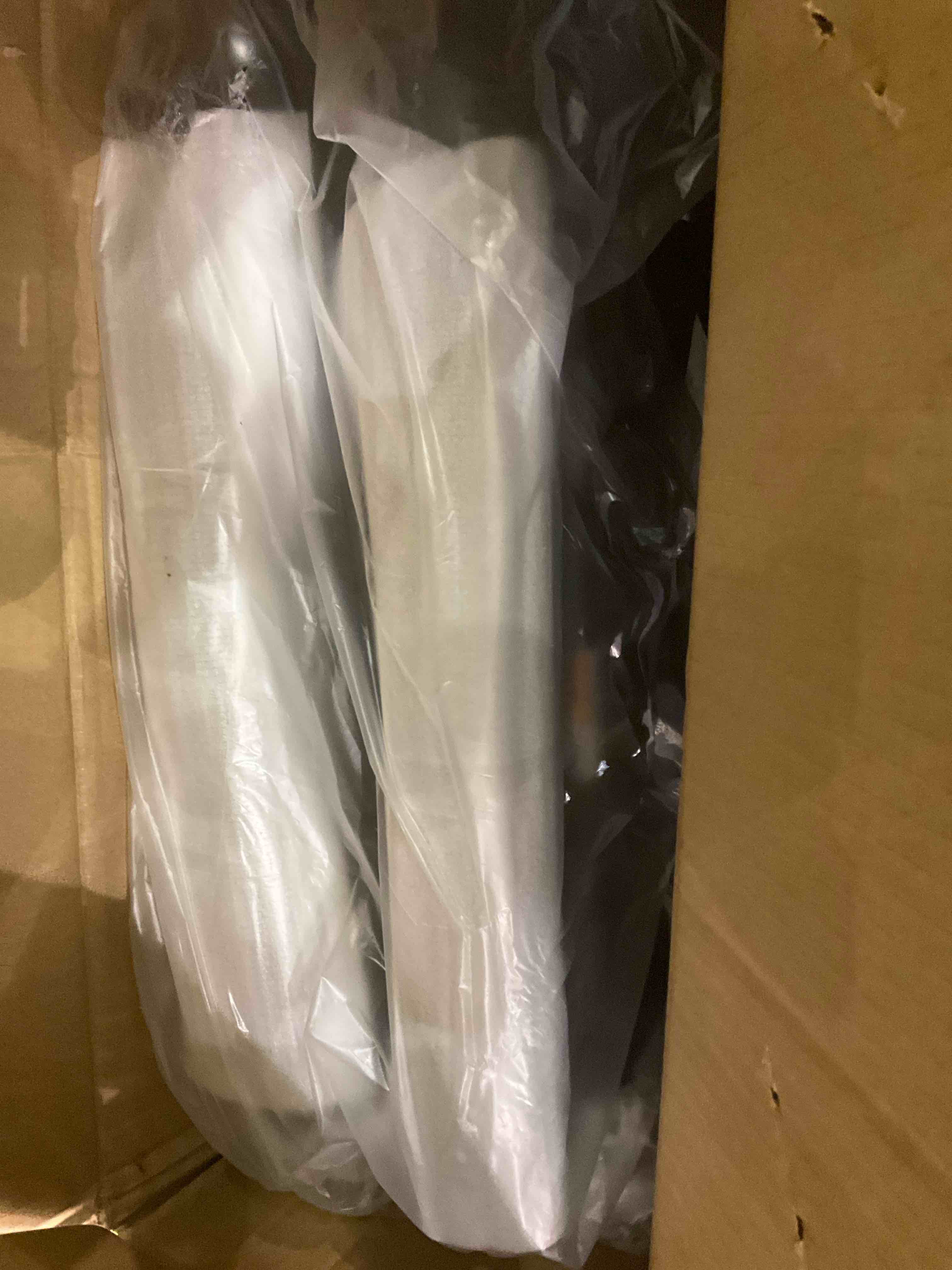 https://s3.amazonaws.com/lotting-images-prod/BargainHunt/EXS01386348_1718623178255.jpeg