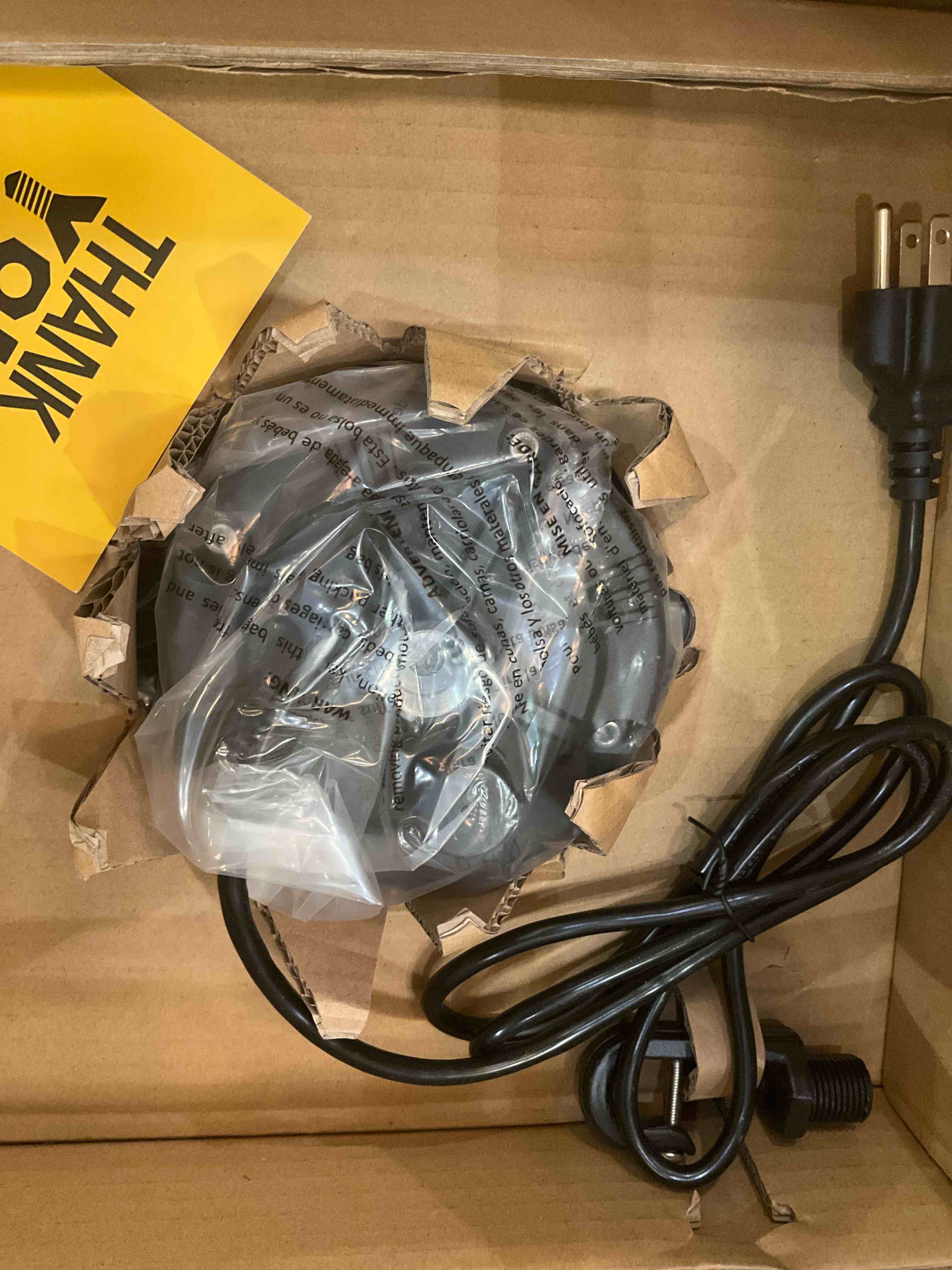https://s3.amazonaws.com/lotting-images-prod/BargainHunt/EXS01386402_1718638284984.jpeg